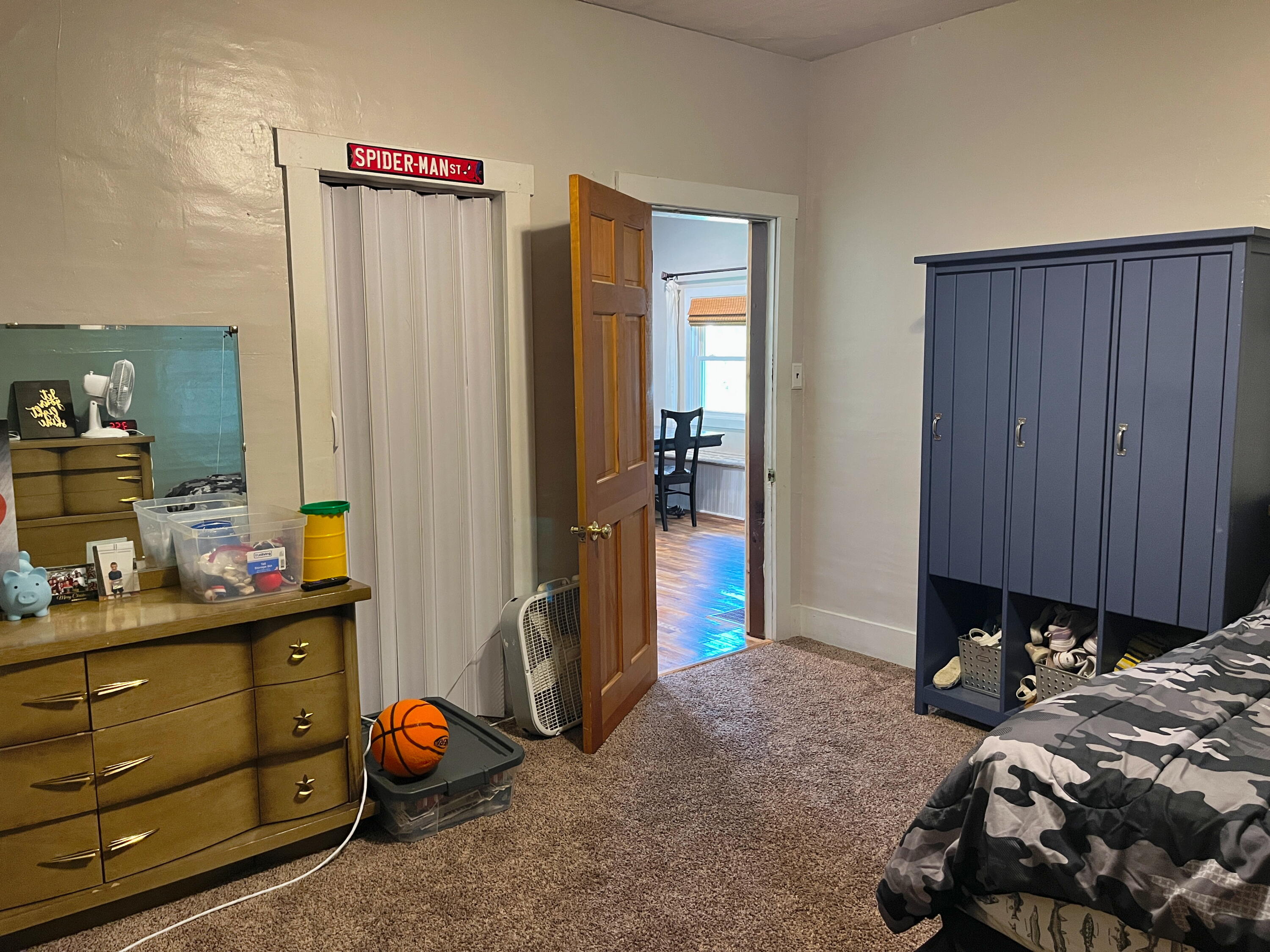 200 Ohio, New Hampshire, Ohio 45870