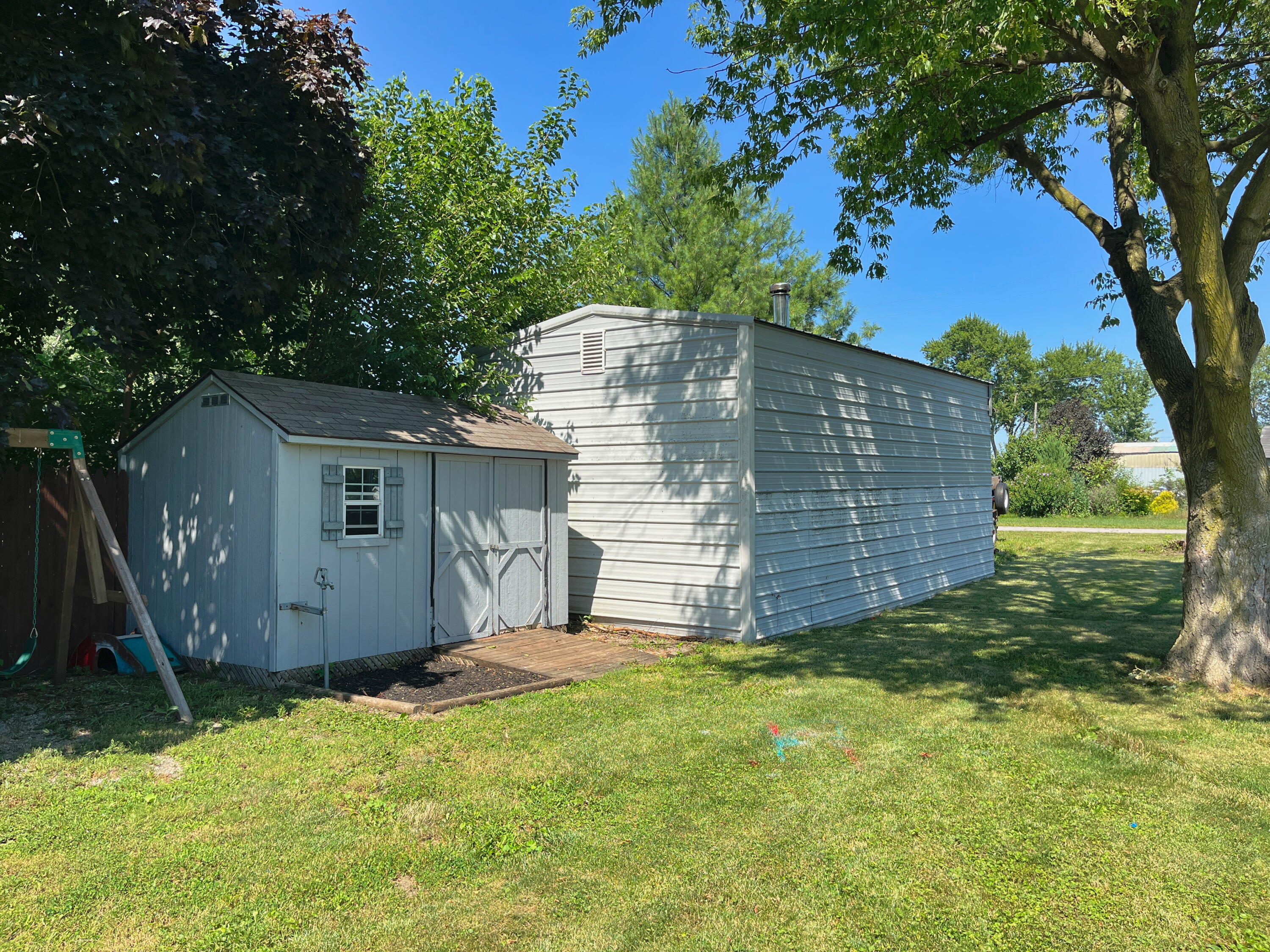 200 Ohio, New Hampshire, Ohio 45870