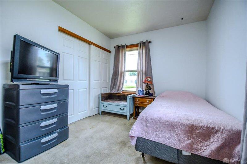 814 Bellows, New Carlisle, Ohio 45344