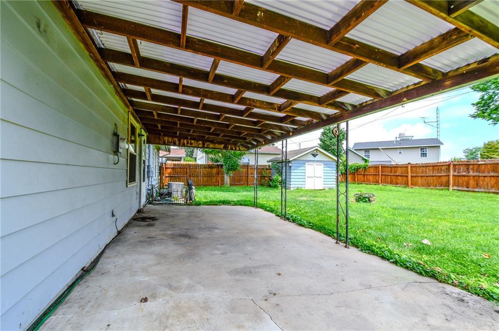814 Bellows, New Carlisle, Ohio 45344