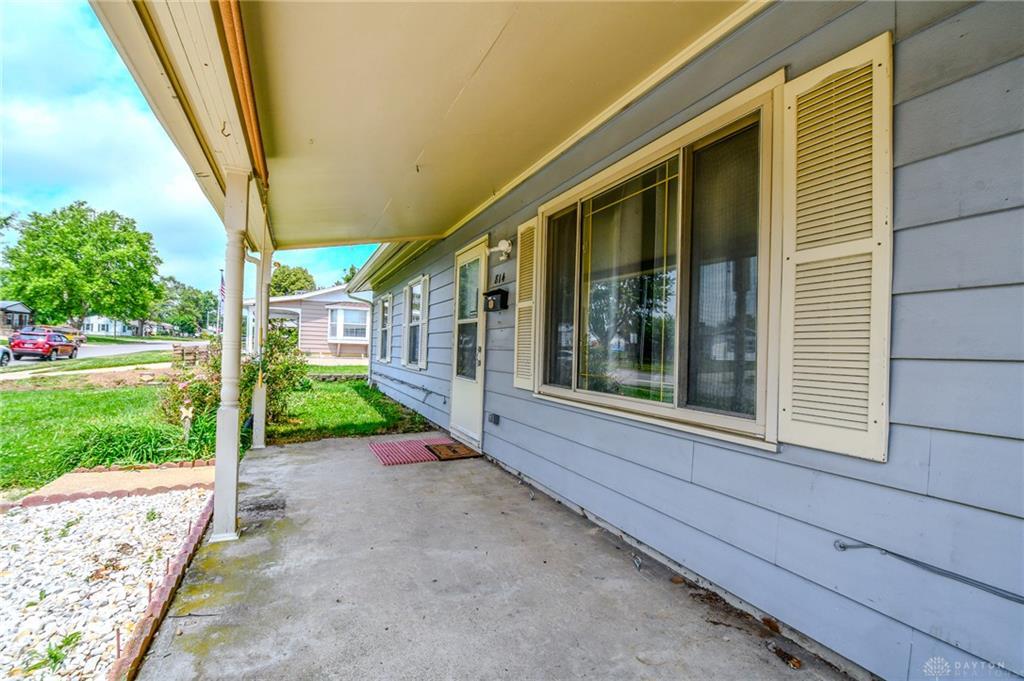 814 Bellows, New Carlisle, Ohio 45344