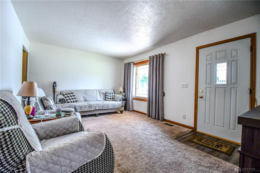 814 Bellows, New Carlisle, Ohio 45344