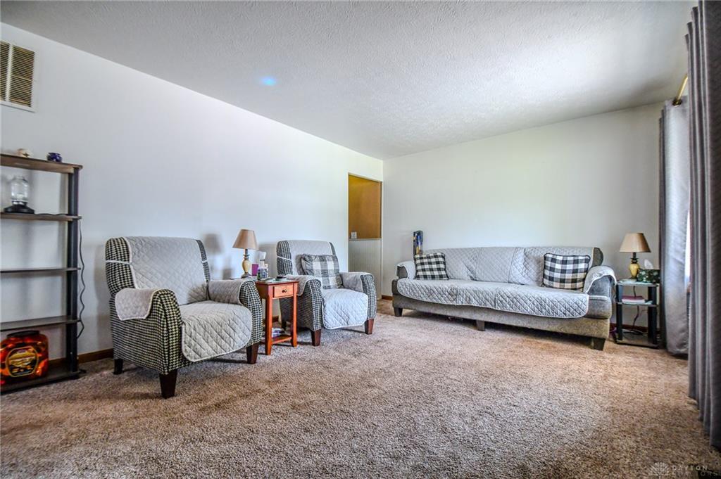 814 Bellows, New Carlisle, Ohio 45344