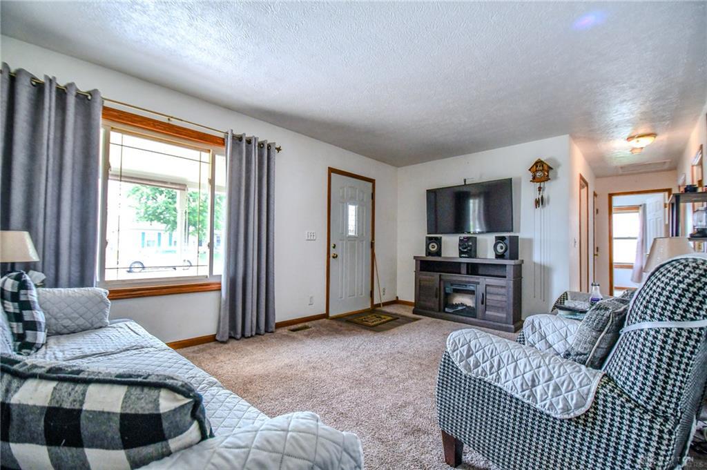 814 Bellows, New Carlisle, Ohio 45344