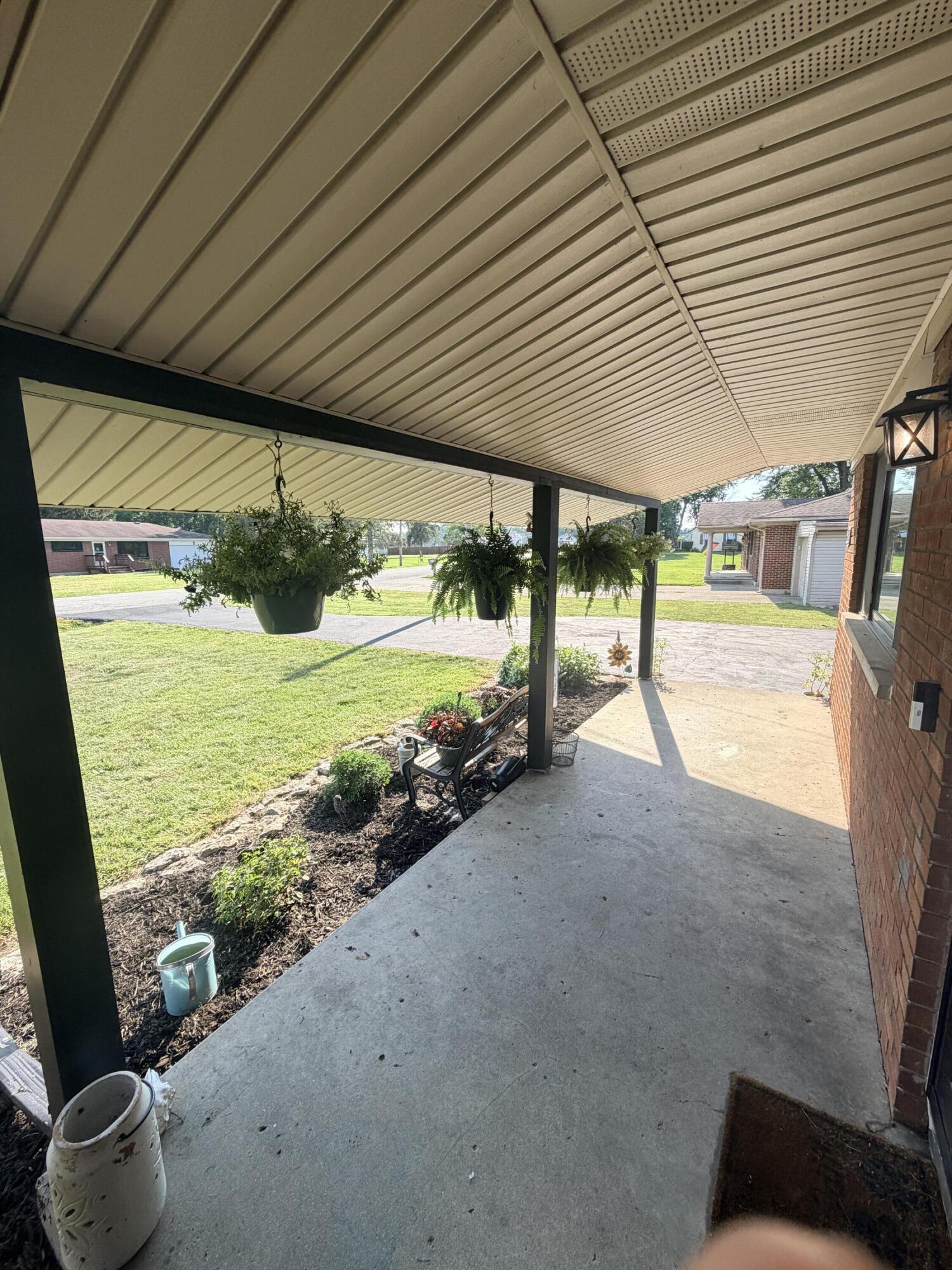 2654 Danbury, Springfield, Ohio 45505