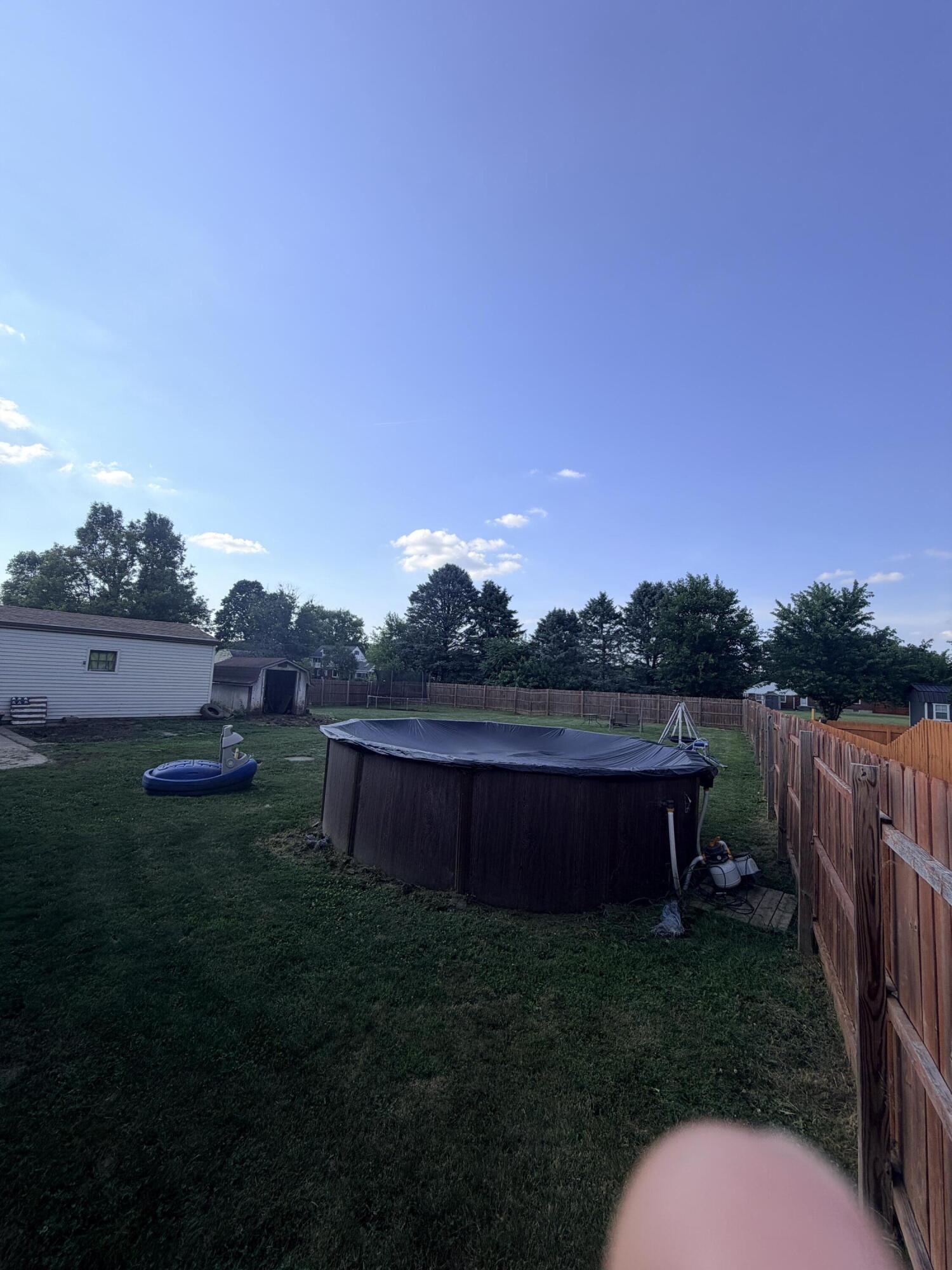 2654 Danbury, Springfield, Ohio 45505