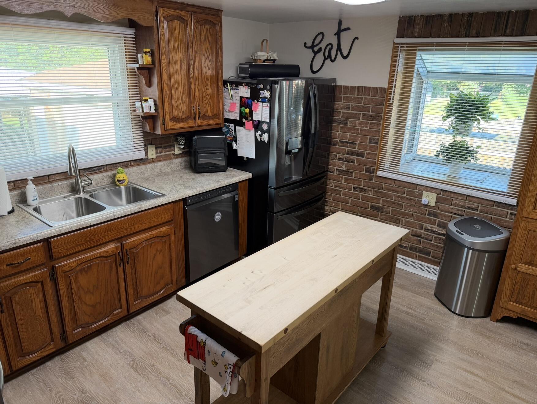 4605 Laredo, Springfield, Ohio 45503