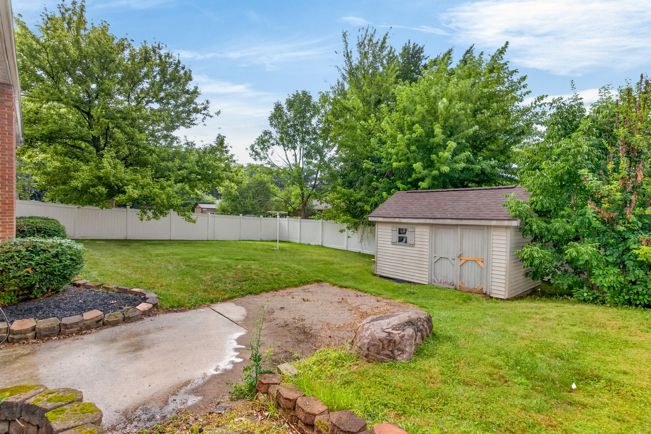 316 Robinwood, Sidney, Ohio 45365