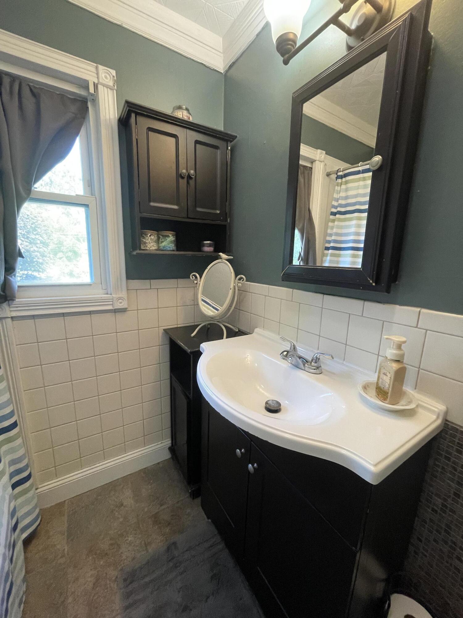 143 Irvington, Bradford, Ohio 45308