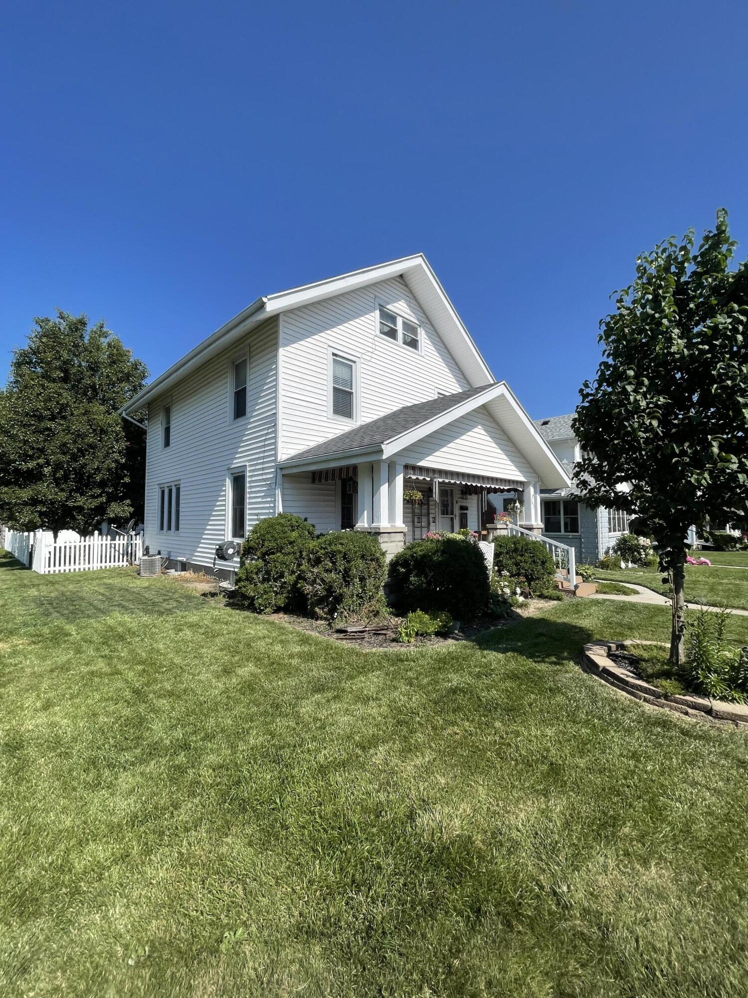 143 Irvington, Bradford, Ohio 45308