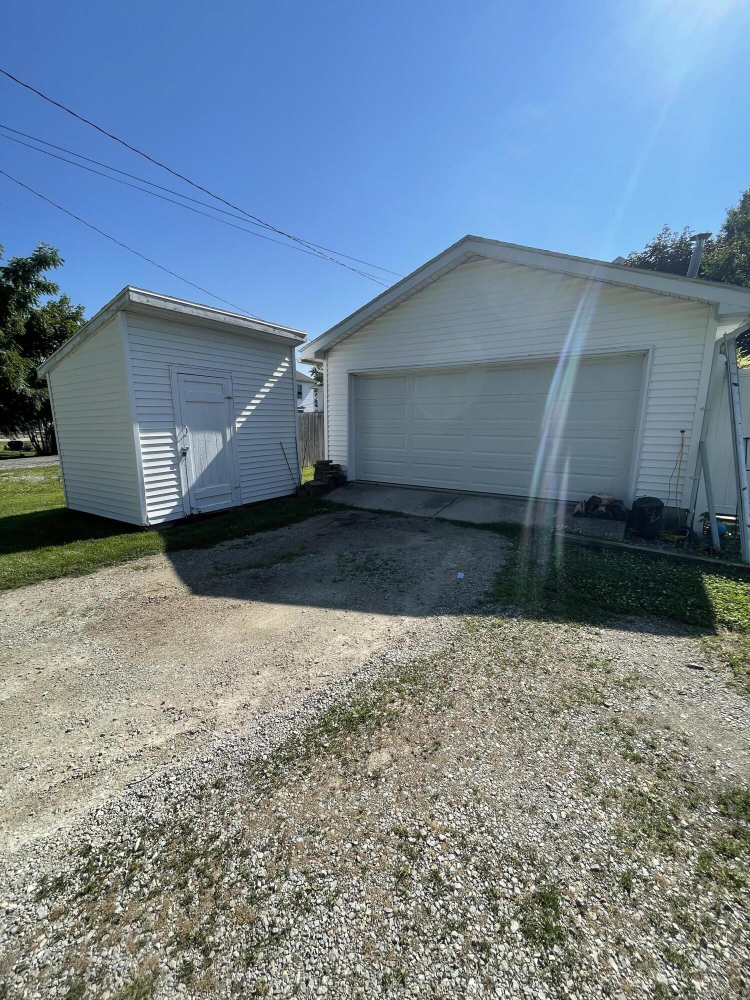 143 Irvington, Bradford, Ohio 45308