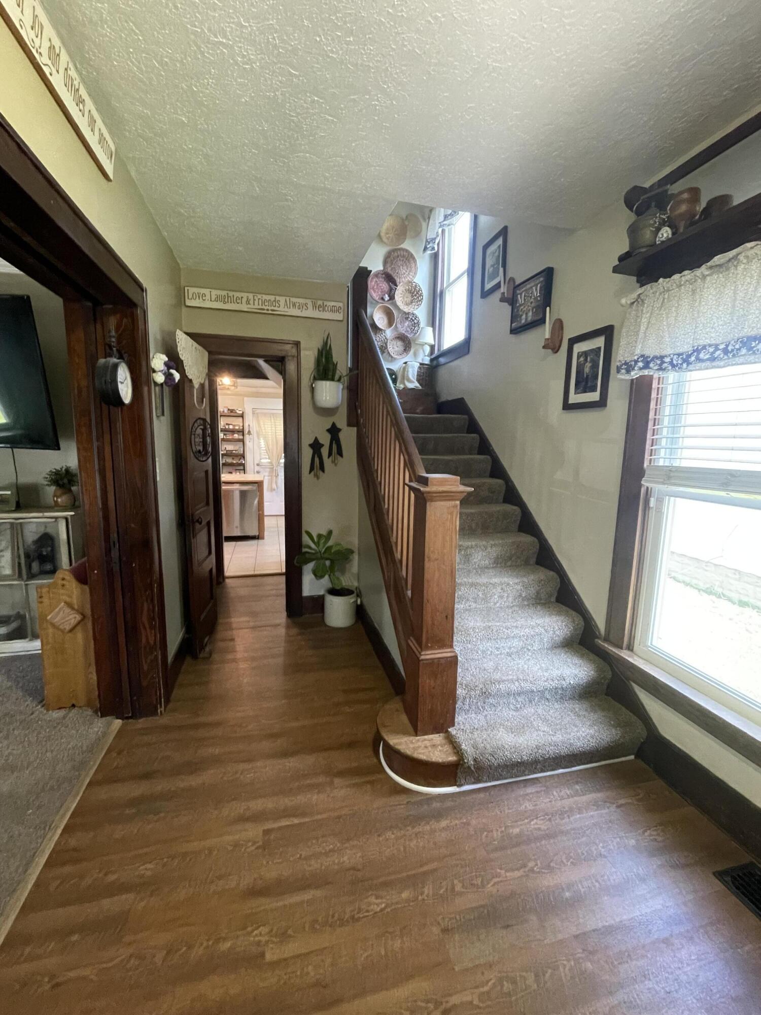 143 Irvington, Bradford, Ohio 45308