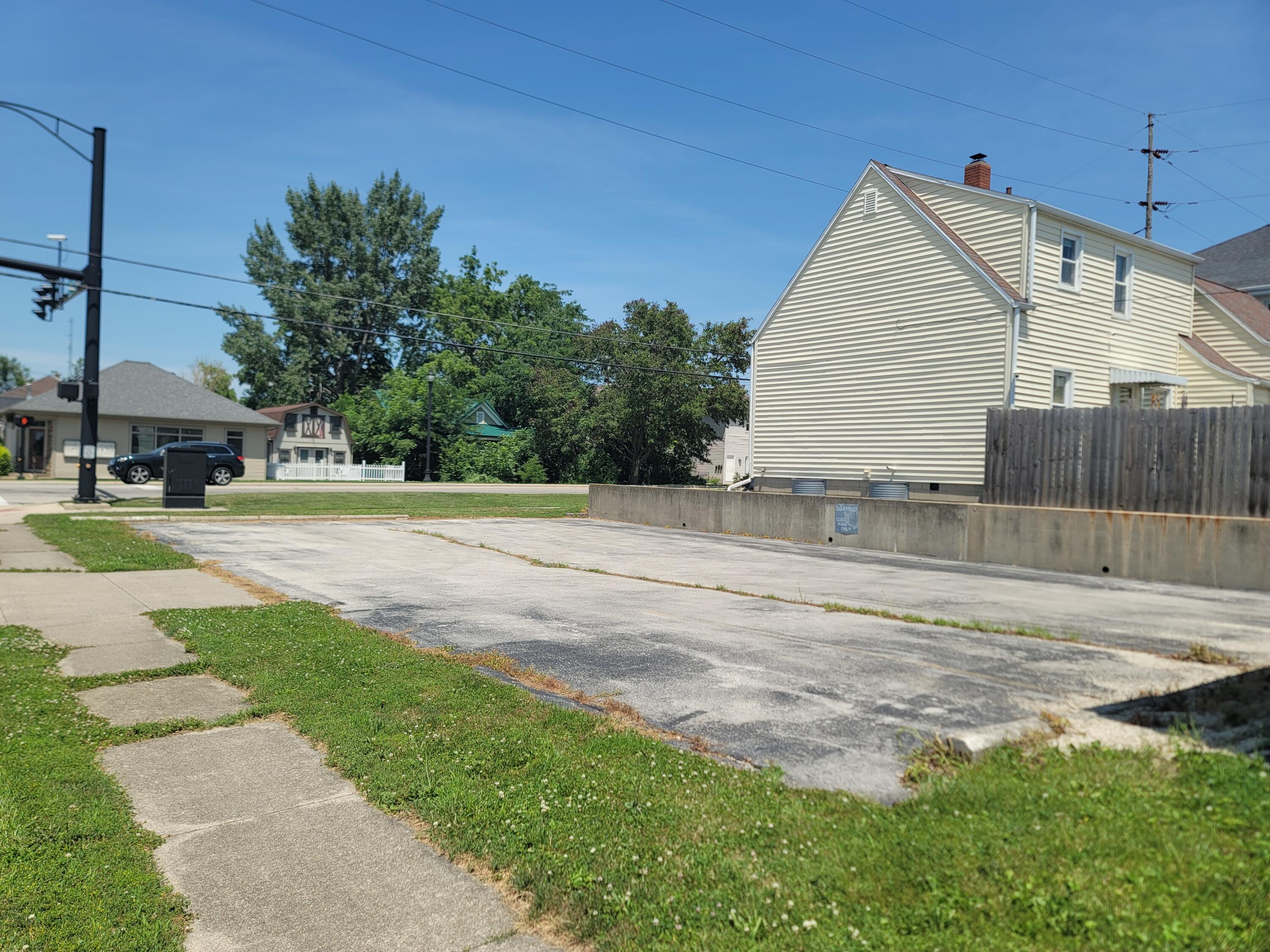 130 Logan, Celina, Ohio 45822