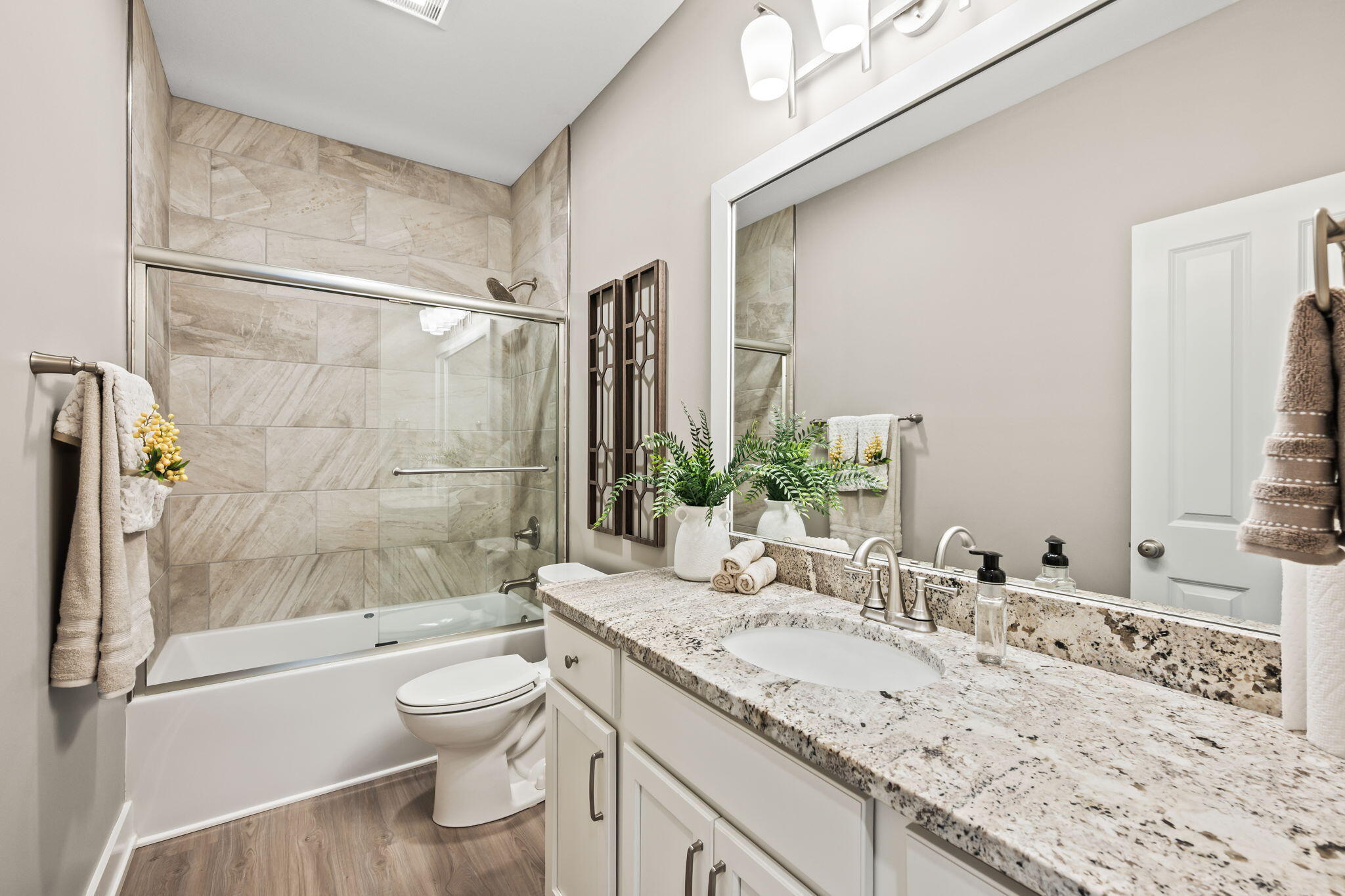519 Flagstone, Tipp City, Ohio 45371