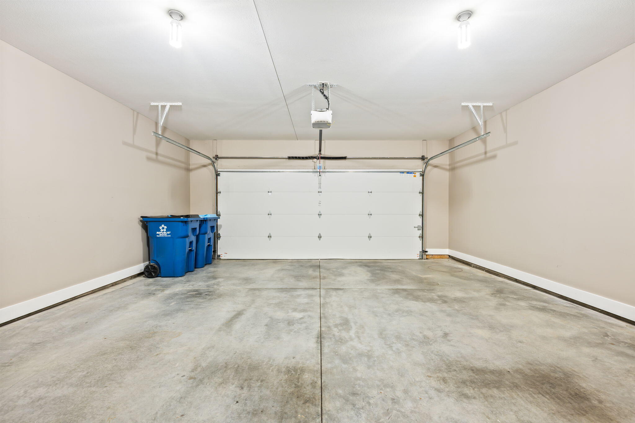 519 Flagstone, Tipp City, Ohio 45371