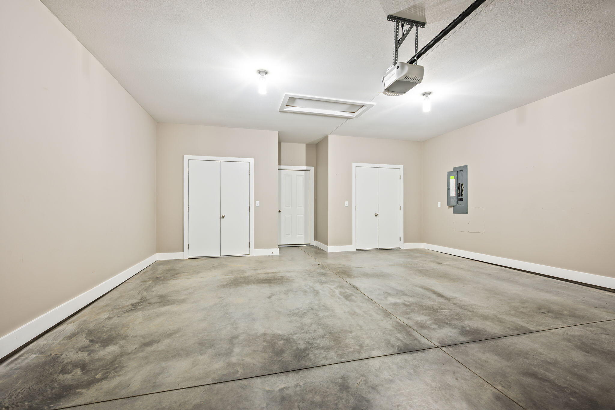 519 Flagstone, Tipp City, Ohio 45371