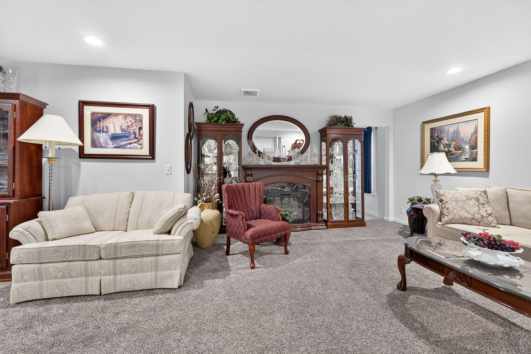 275 Sandusky, Rushsylvania, Ohio 43347