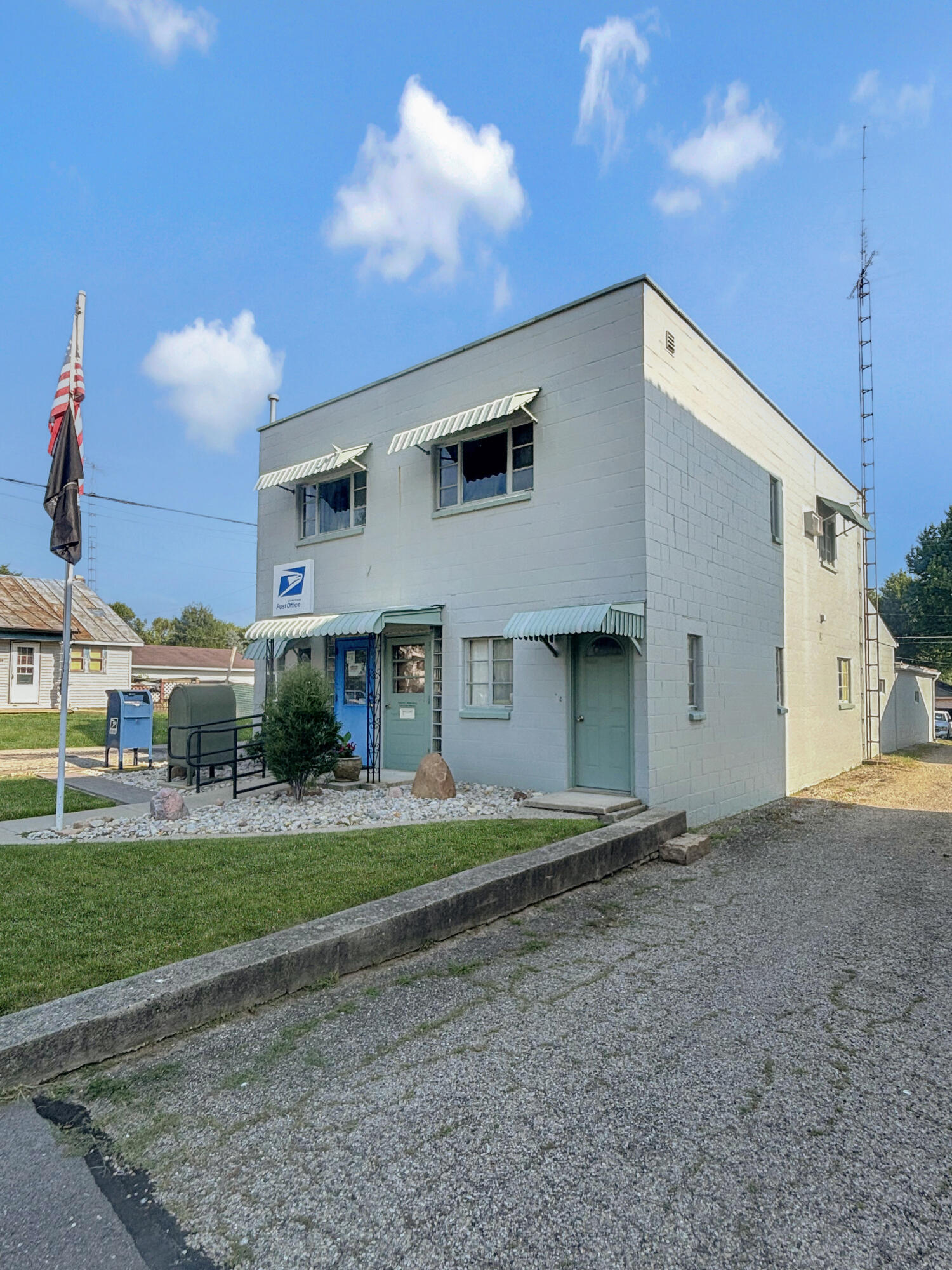 105 Cross, Palestine, Ohio 45352