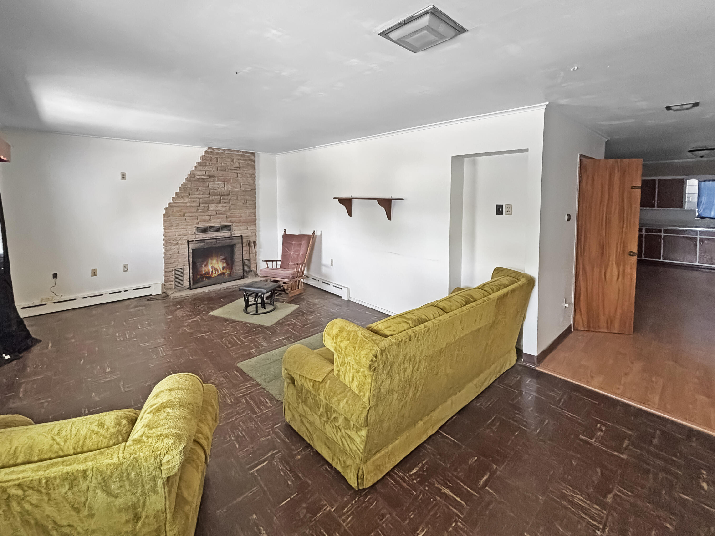 105 Cross, Palestine, Ohio 45352