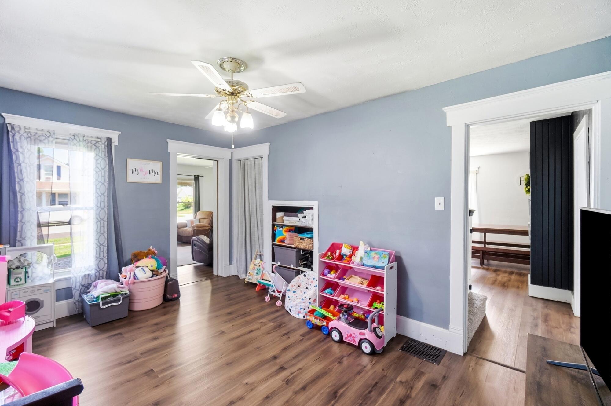 102 Pike, Christiansburg, Ohio 45389