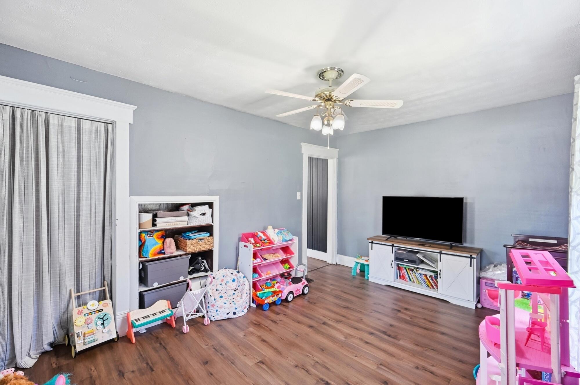 102 Pike, Christiansburg, Ohio 45389