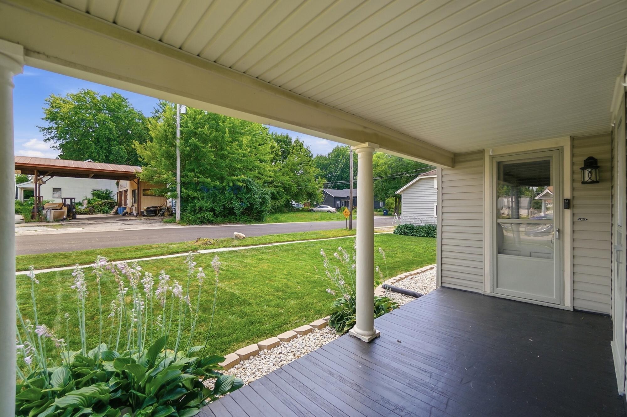 102 Pike, Christiansburg, Ohio 45389