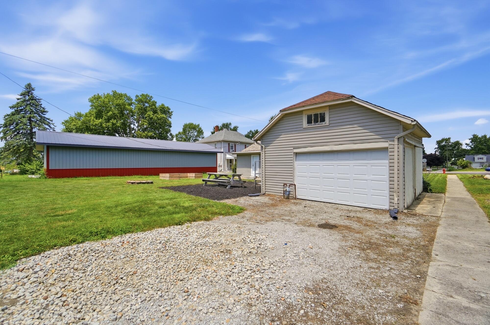102 Pike, Christiansburg, Ohio 45389