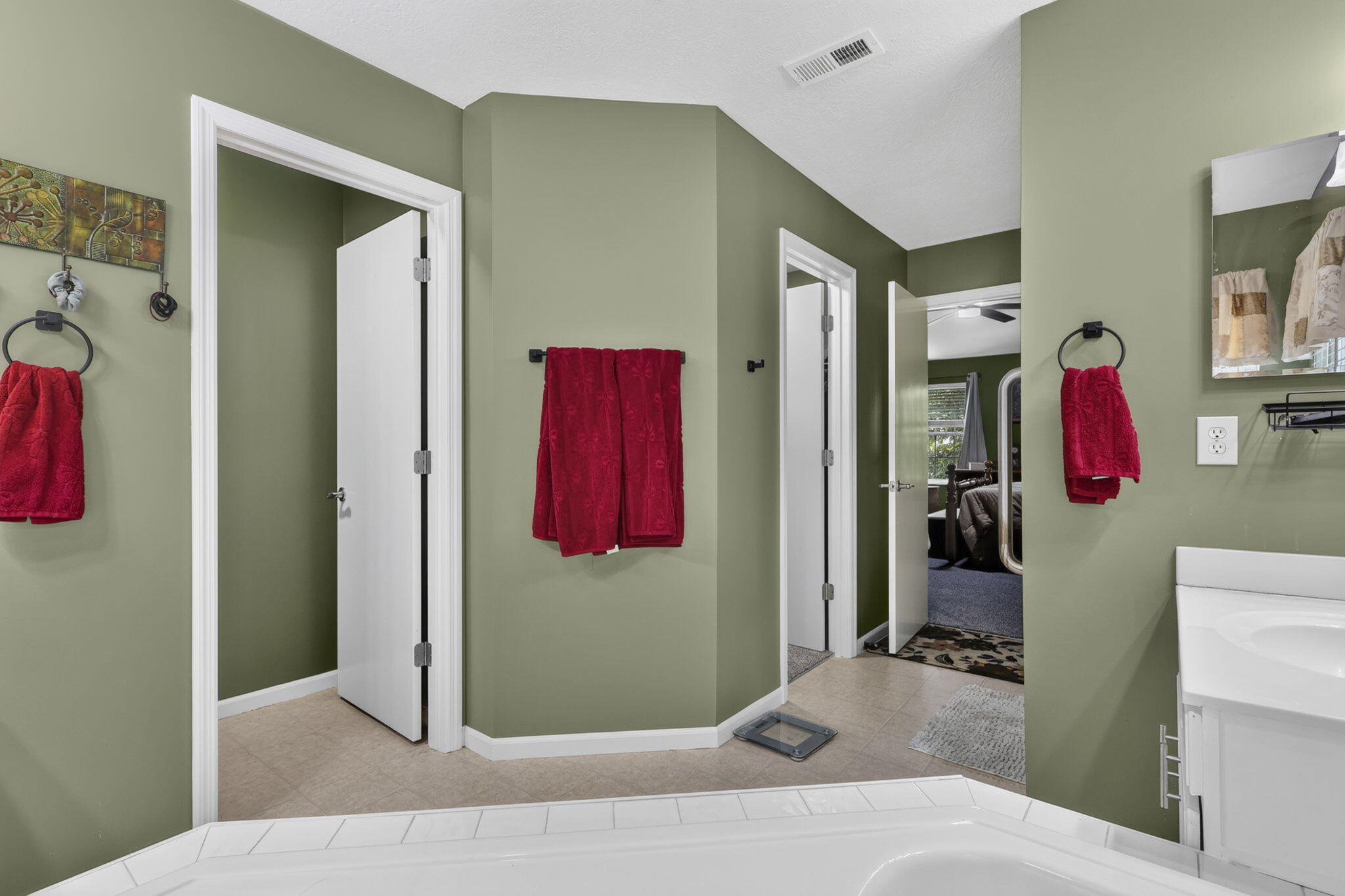 844 Ellis, Pickerington, Ohio 43147