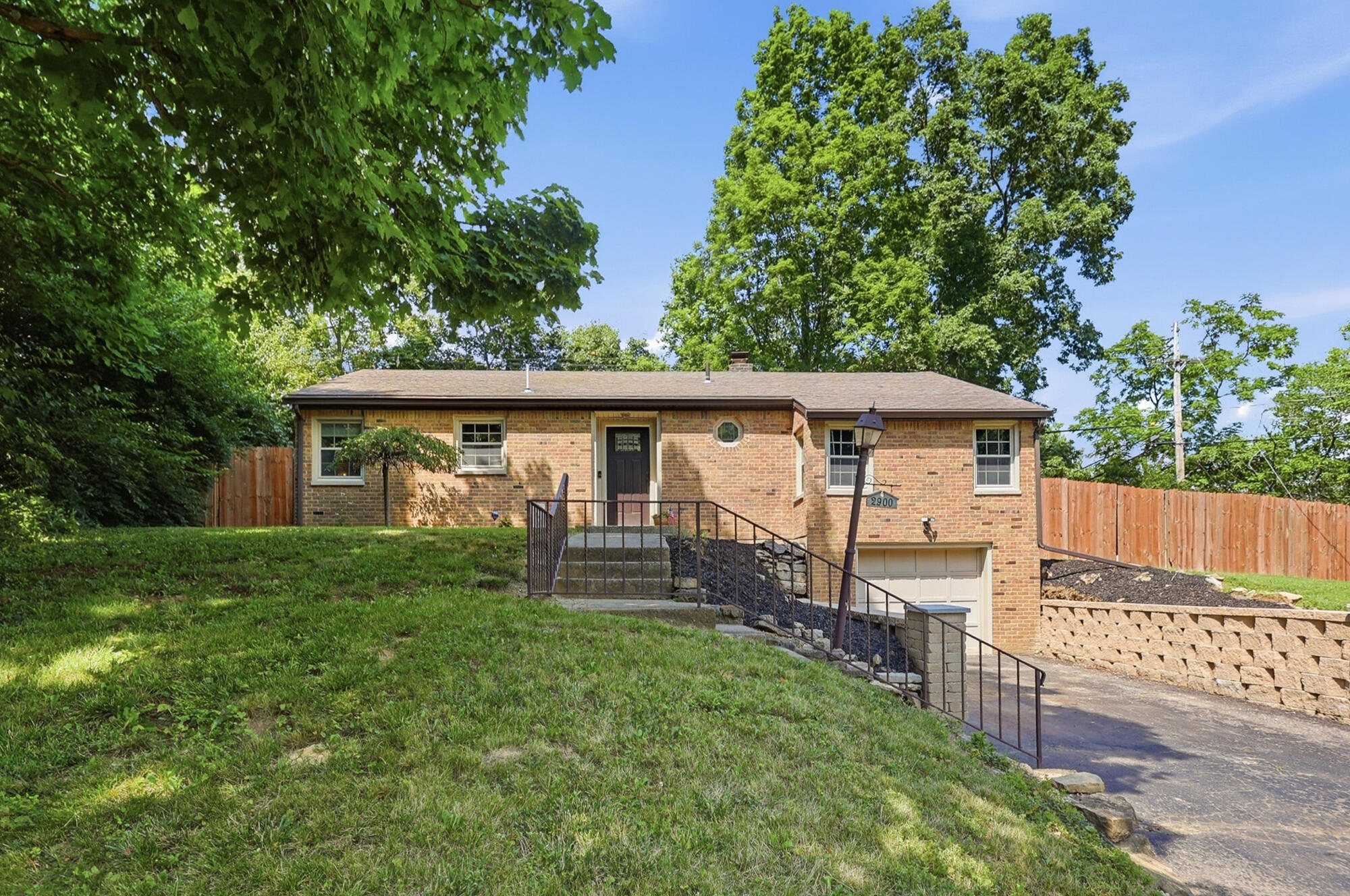 2900 Dogwood, Springfield, Ohio 45504