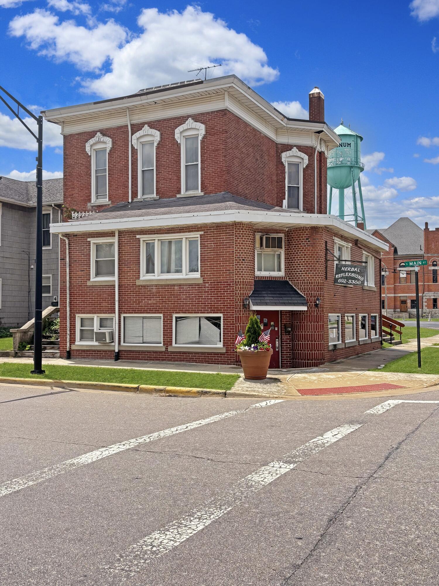 2 MAIN, Arcanum, Ohio 45304