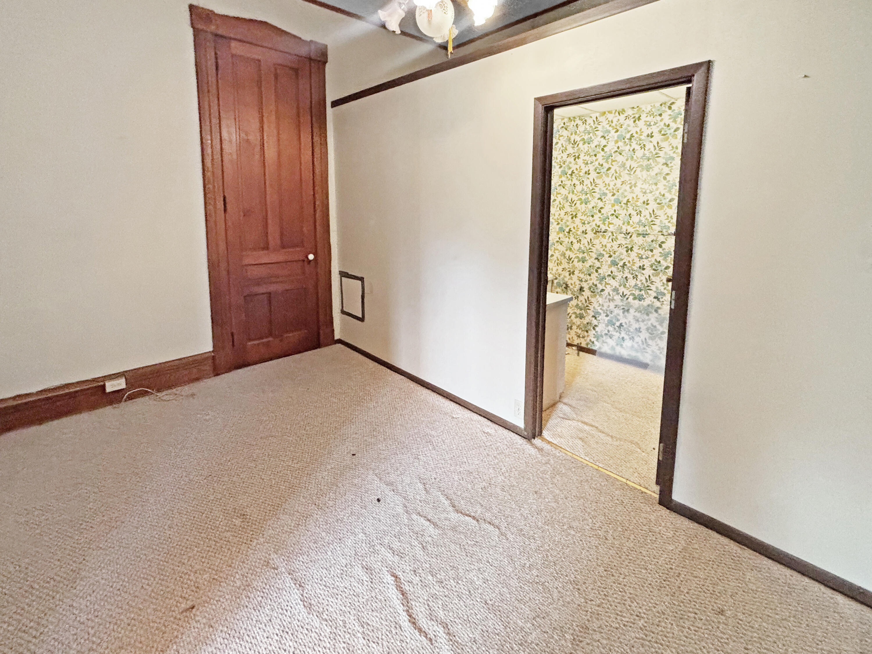 2 MAIN, Arcanum, Ohio 45304