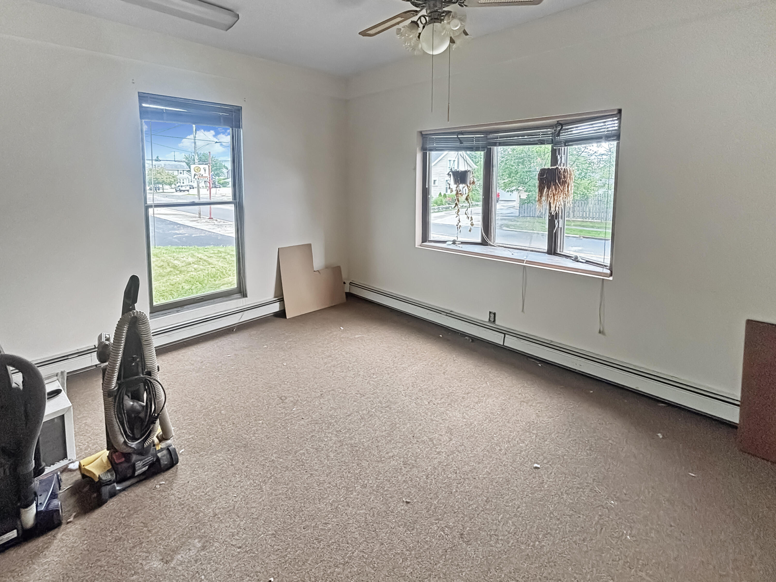 2 MAIN, Arcanum, Ohio 45304