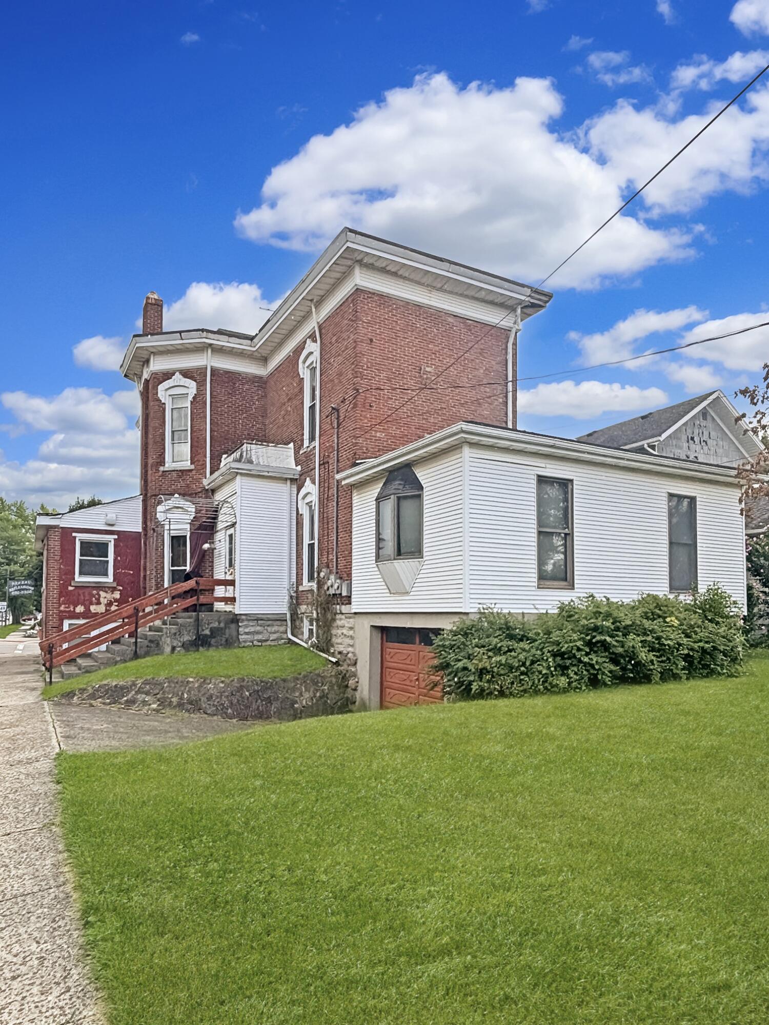 2 MAIN, Arcanum, Ohio 45304