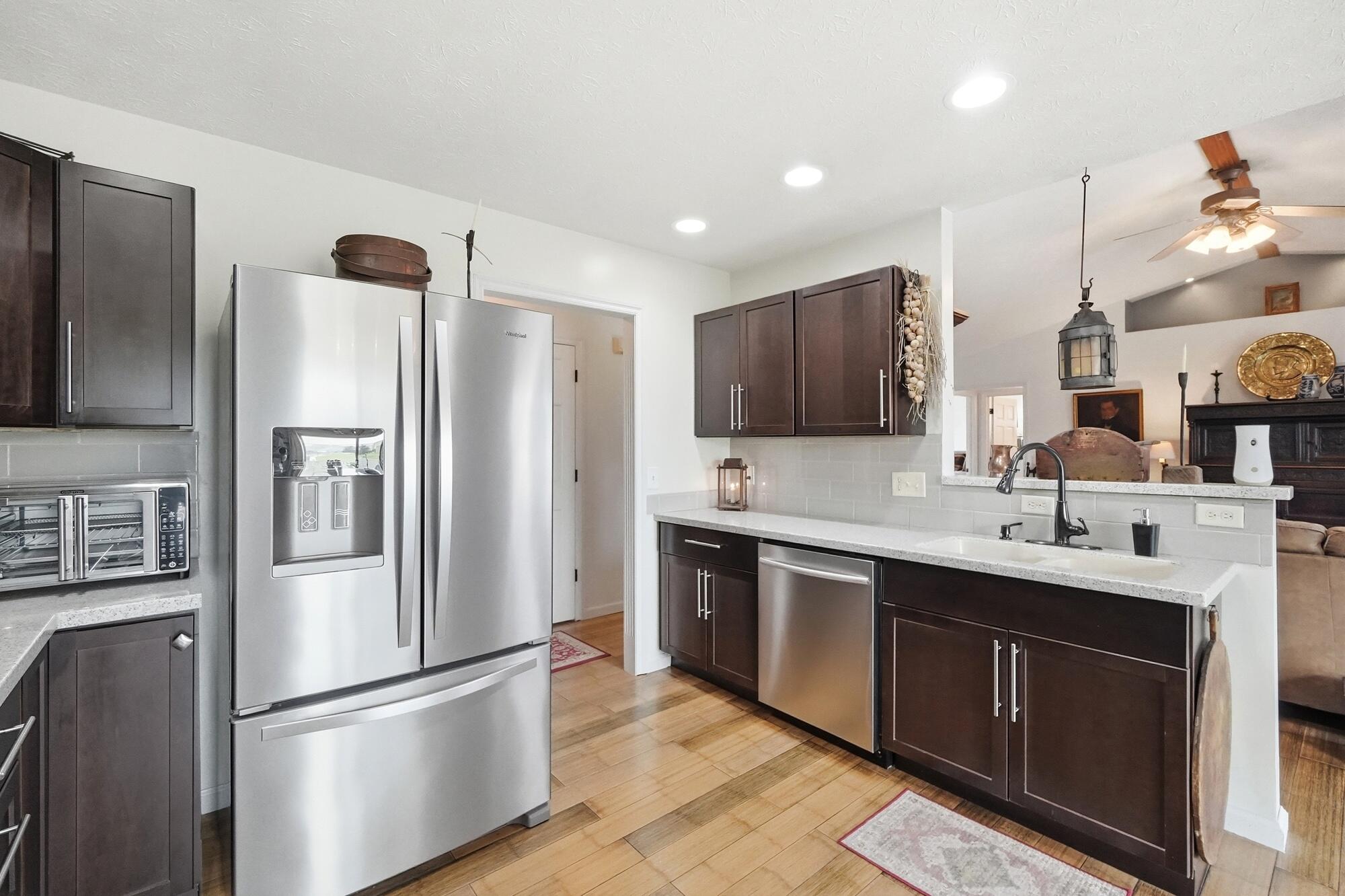 945 Oak Hill, Troy, Ohio 45373