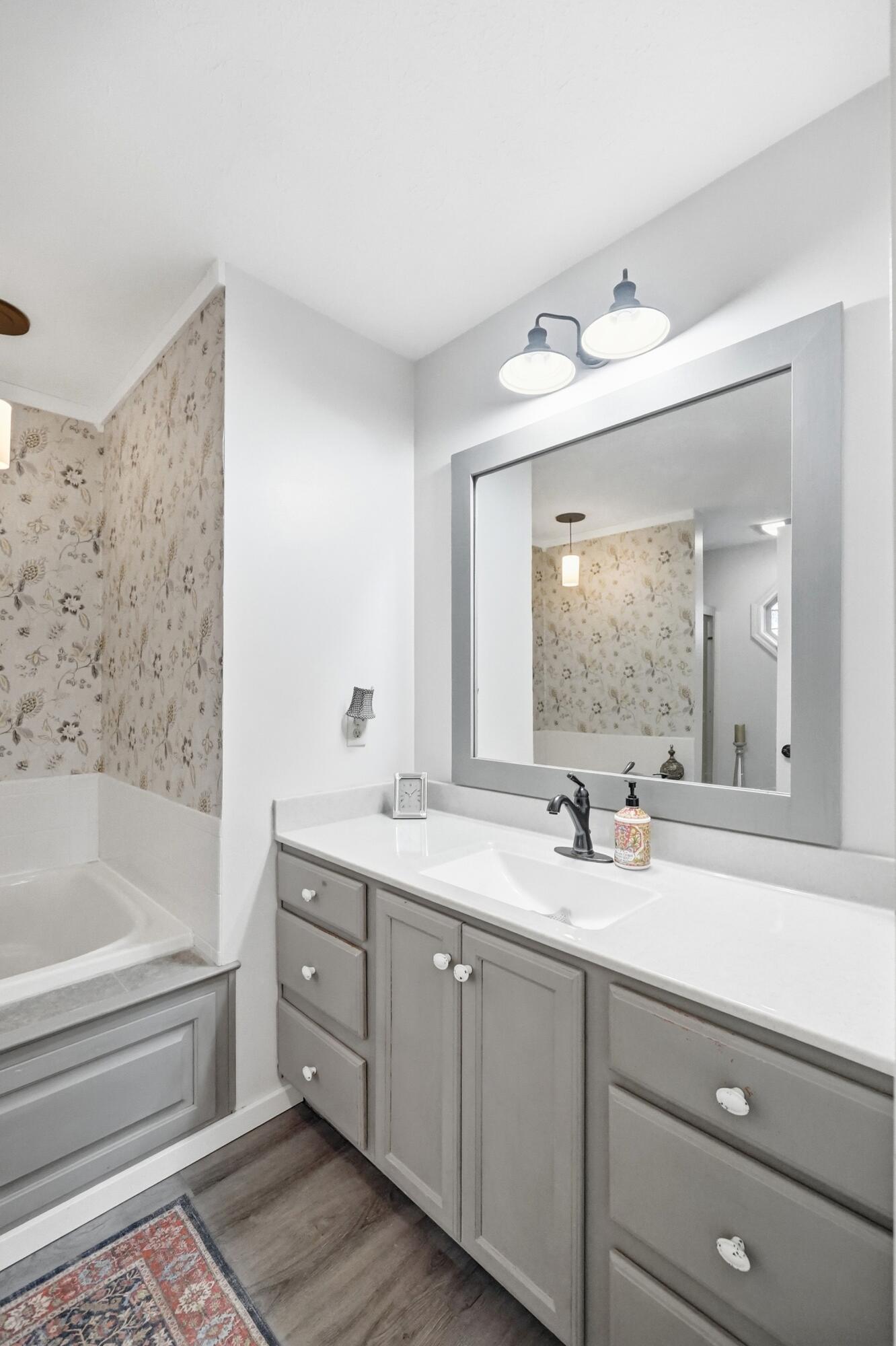 945 Oak Hill, Troy, Ohio 45373