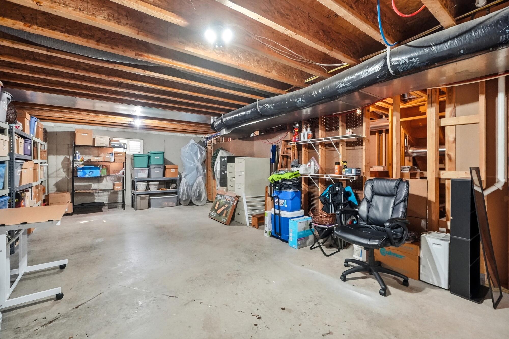 945 Oak Hill, Troy, Ohio 45373