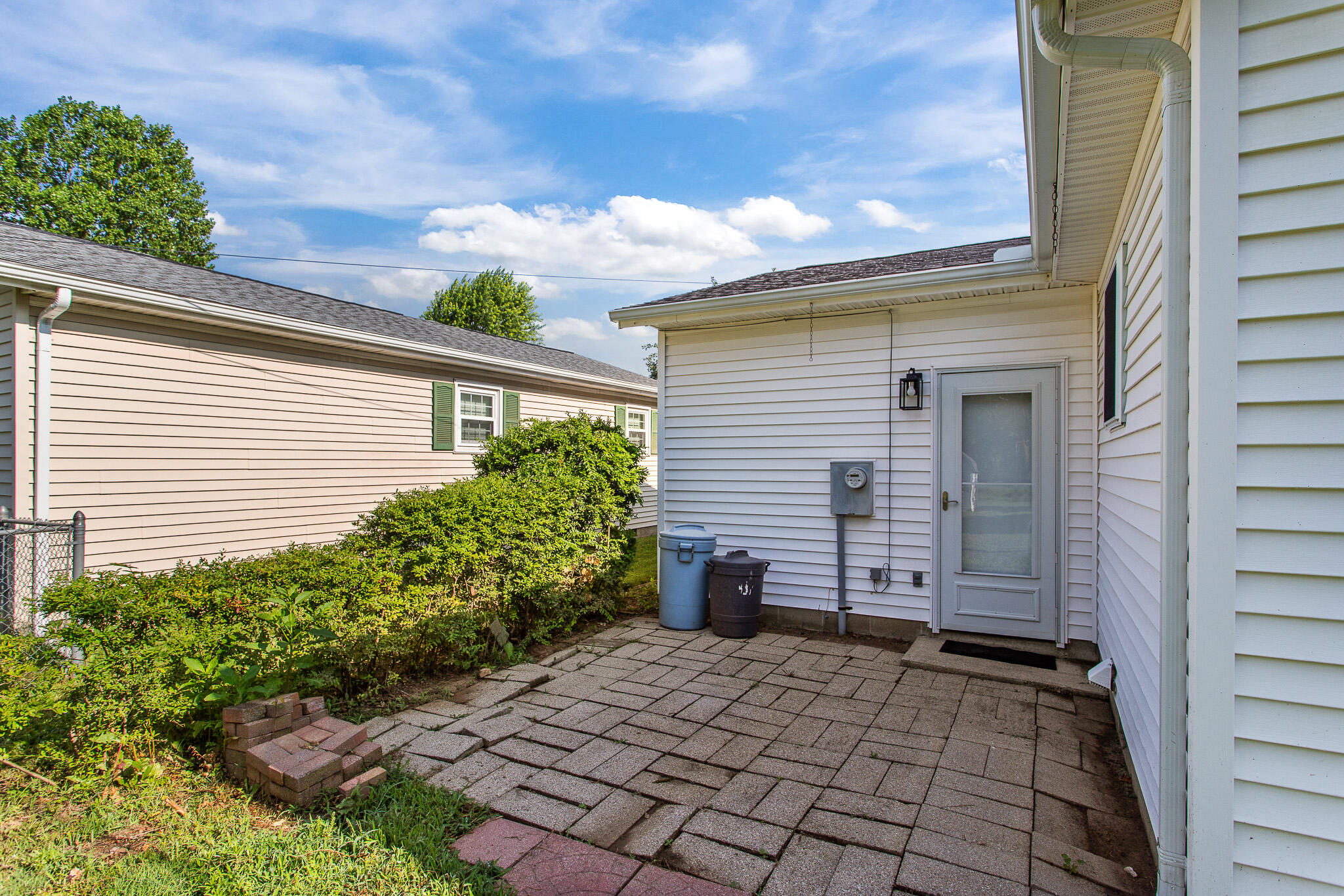 613 Light, Urbana, Ohio 43078