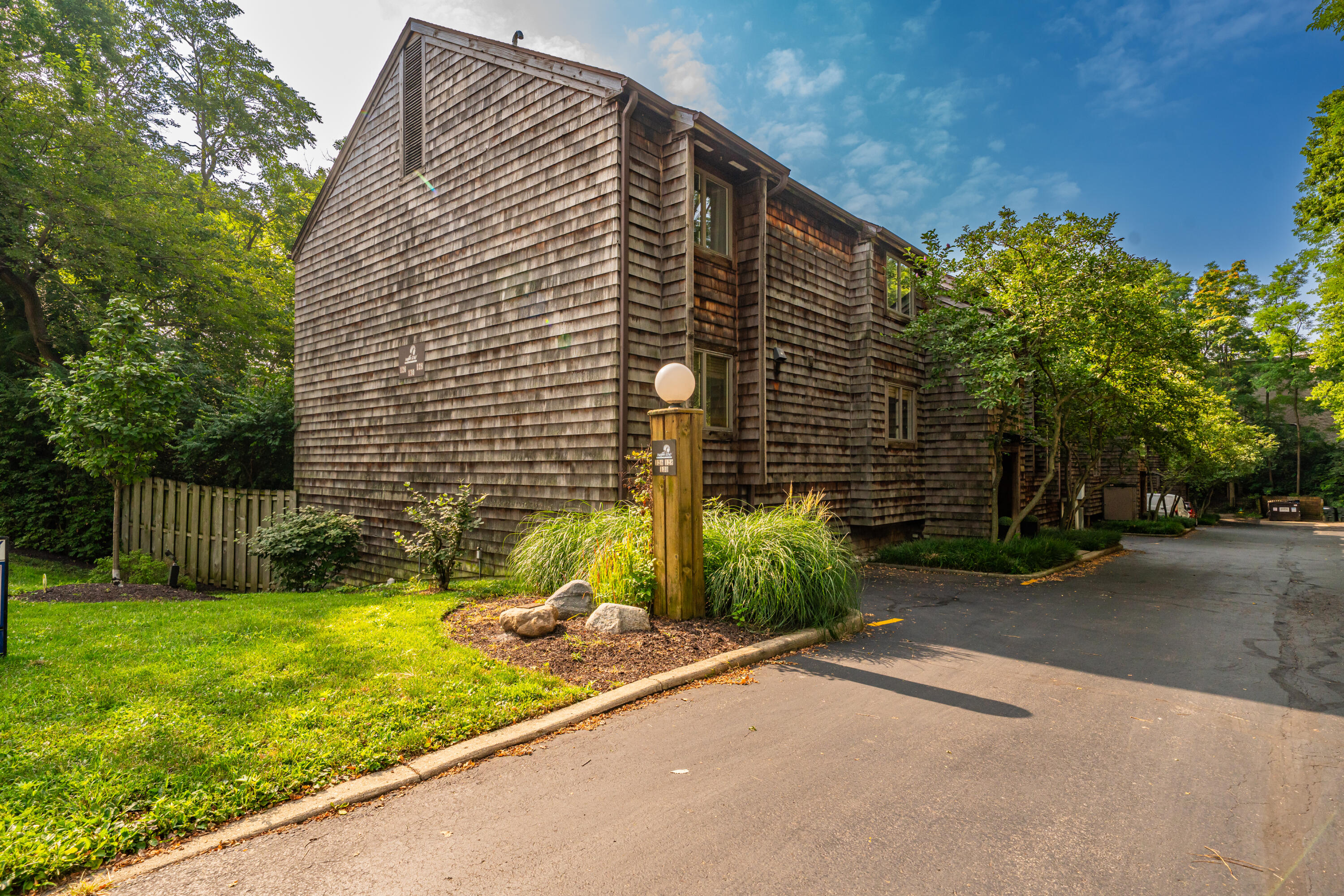 128 Bellaire, Dayton, Ohio 45420