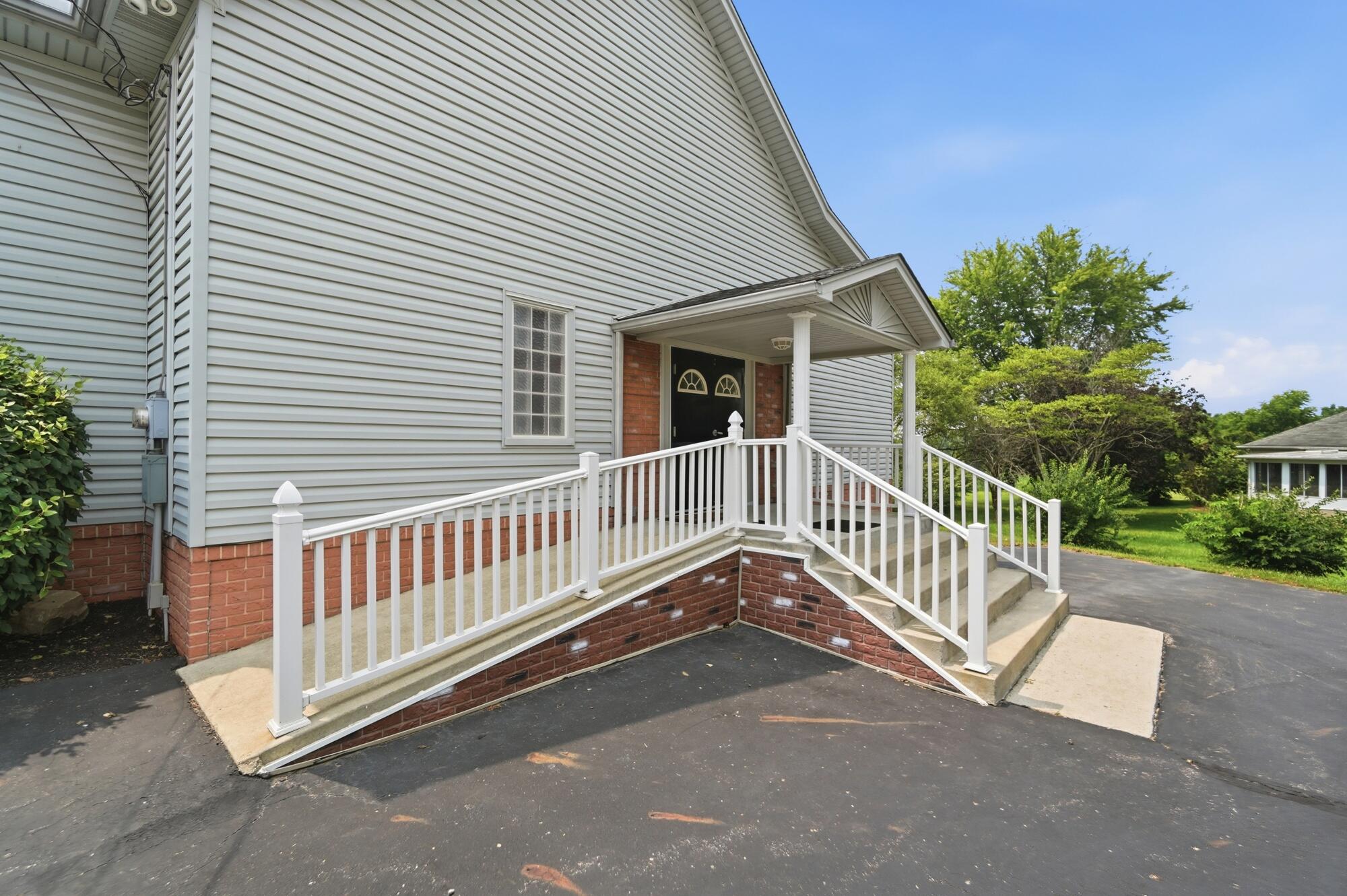 3504 Dayton Springfield, Springfield, Ohio 45502