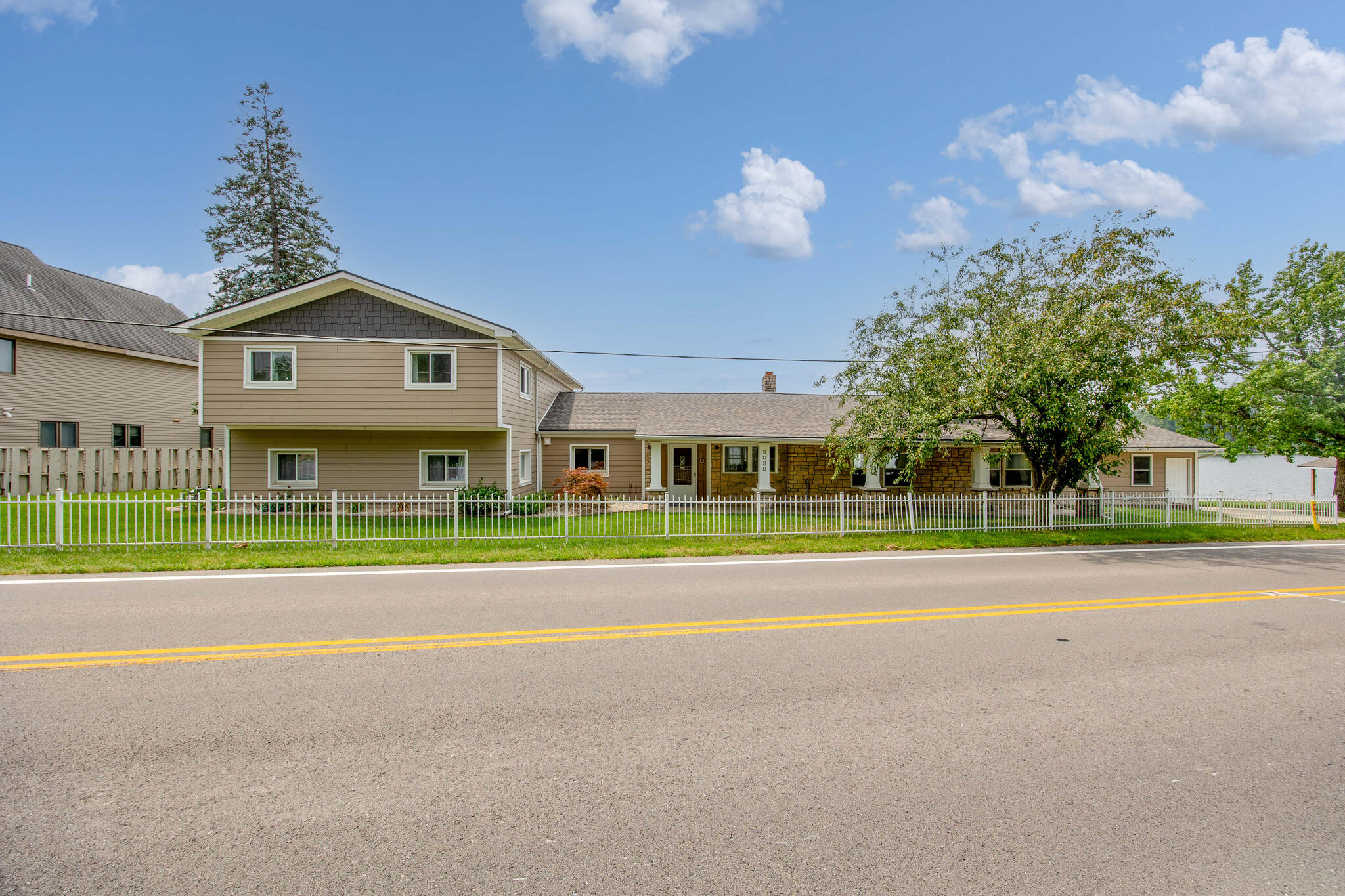 9039 Buckeye, Huntsville, Ohio 43324