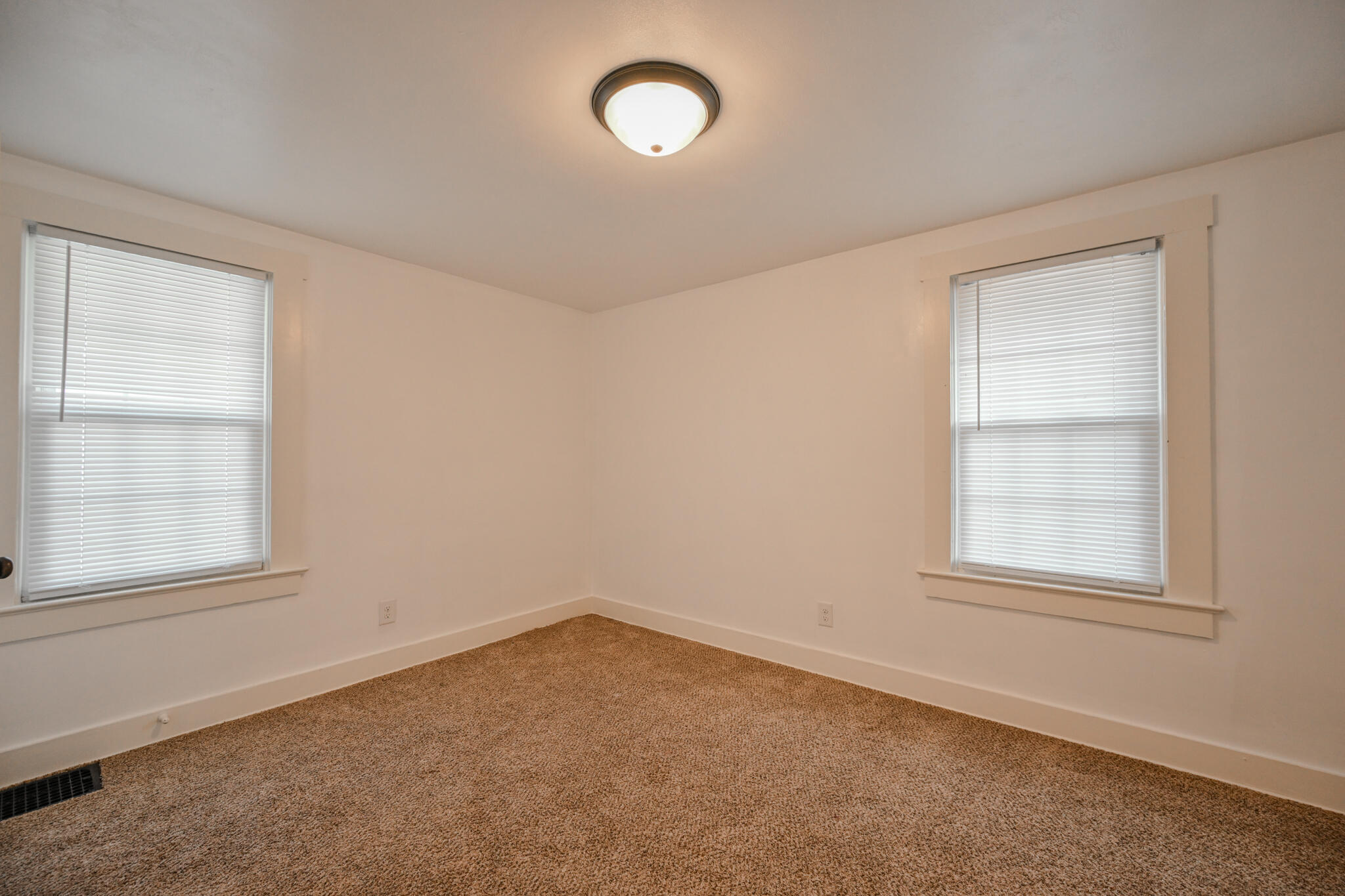 1824 Warder, Springfield, Ohio 45503