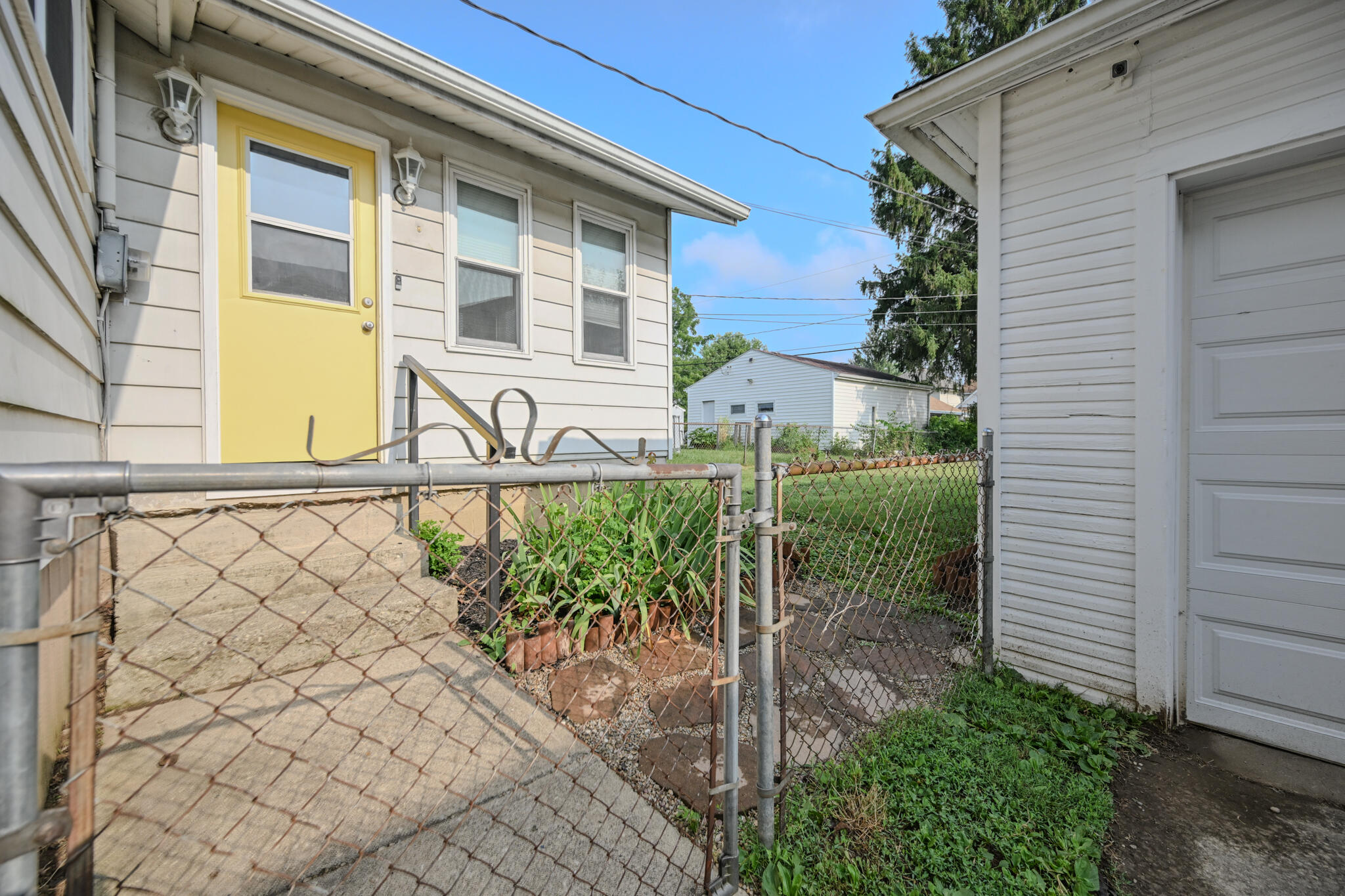 1824 Warder, Springfield, Ohio 45503