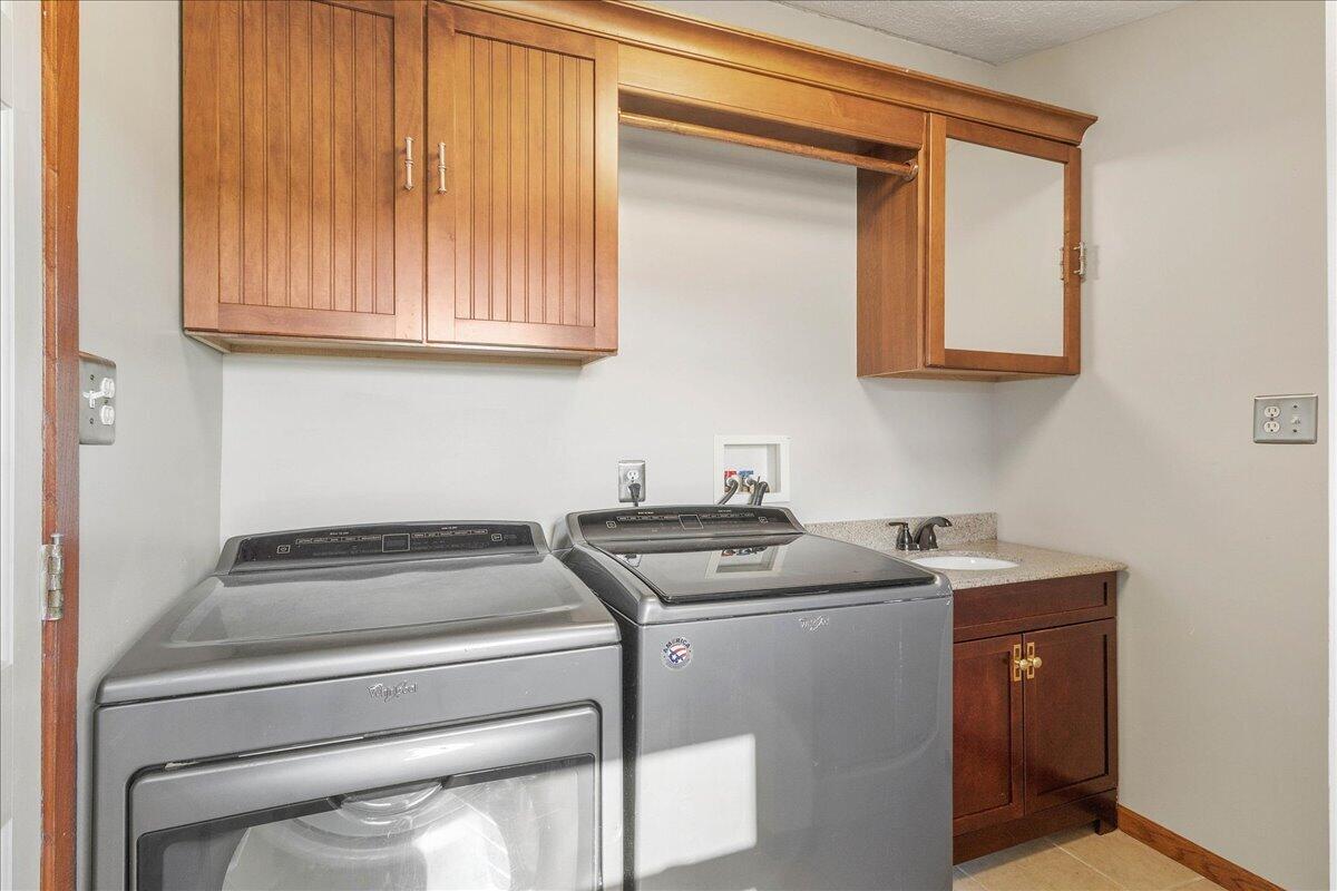 19456 County Road 25, Lakeview, Ohio 43331