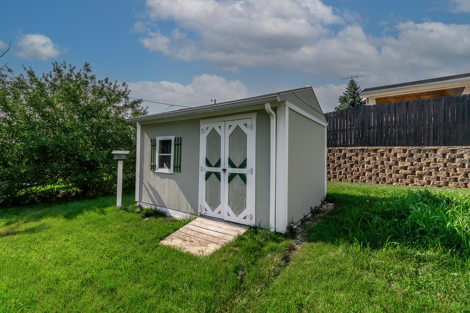 1234 Donald, Greenville, Ohio 45331