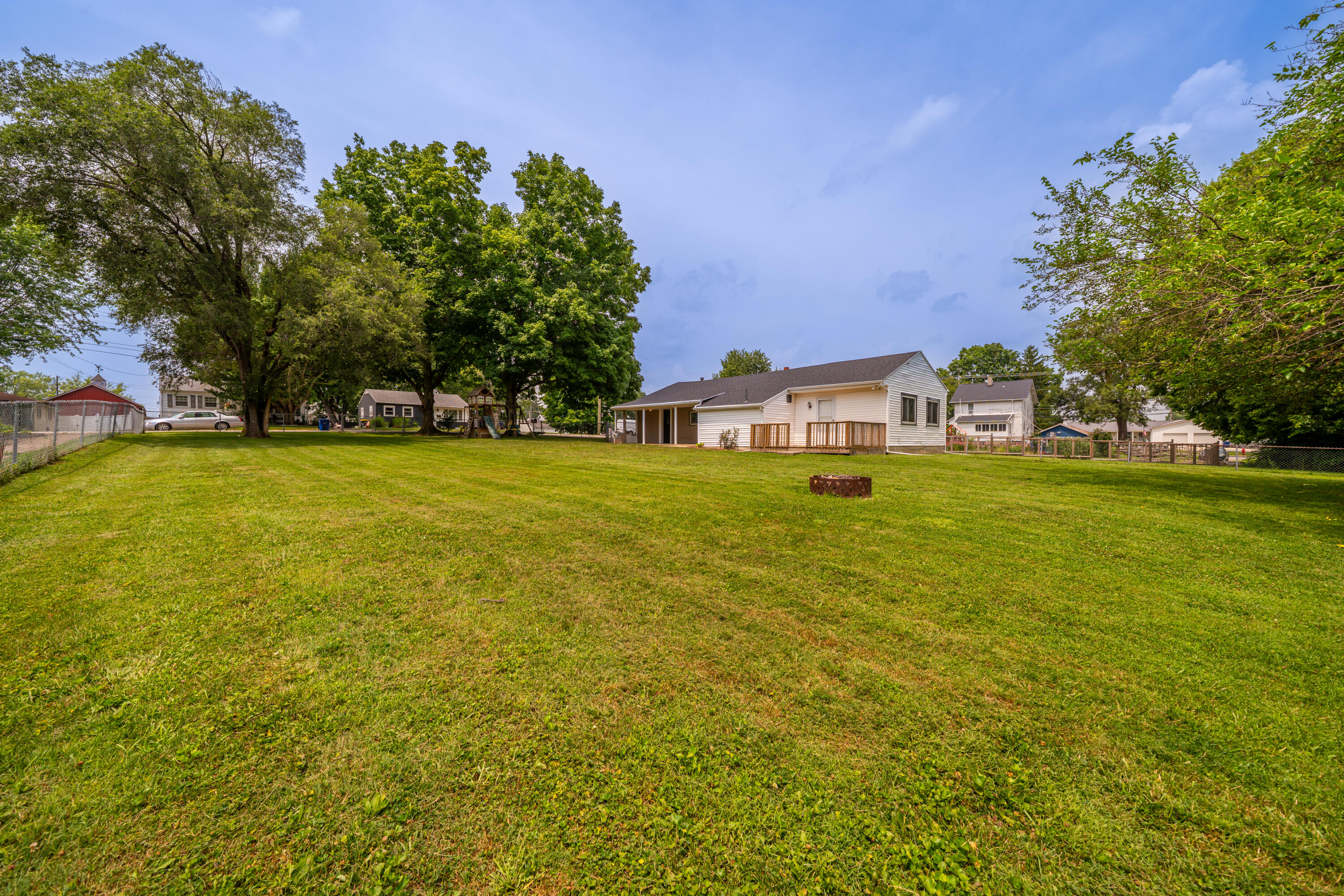 117 Orchard, Brookville, Ohio 45309