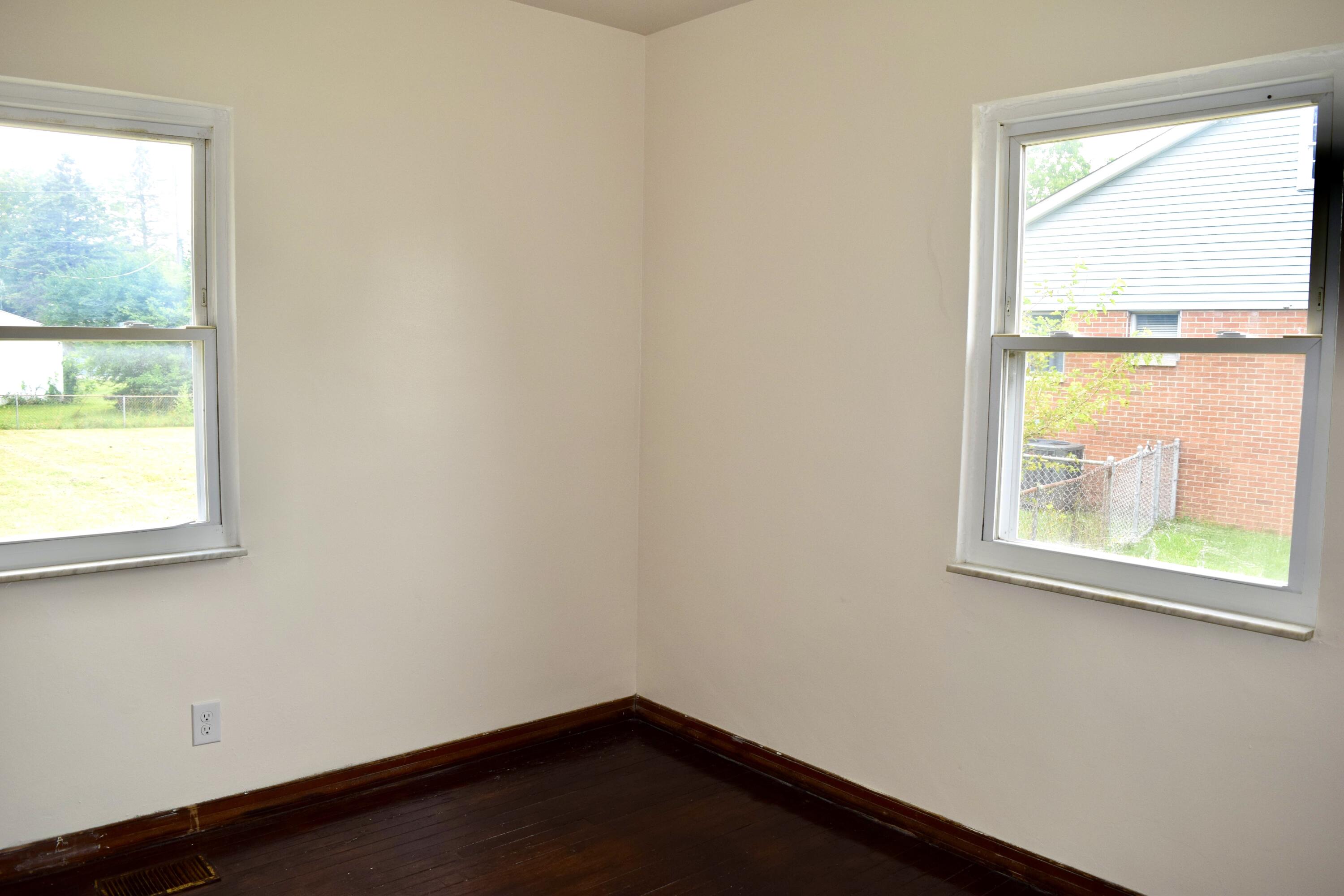1233 Bellefair, Springfield, Ohio 45506