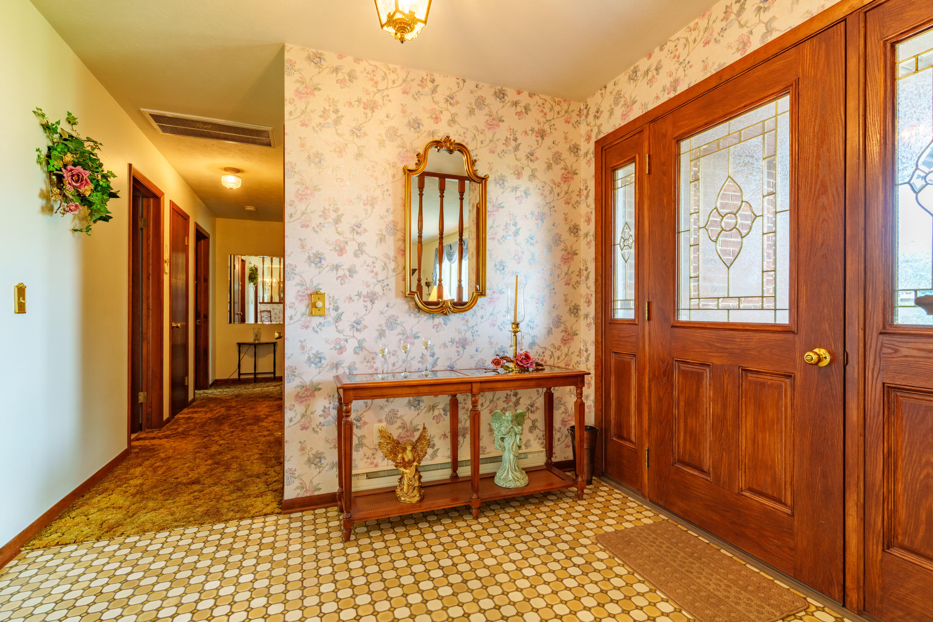 106 Karen, Botkins, Ohio 45306