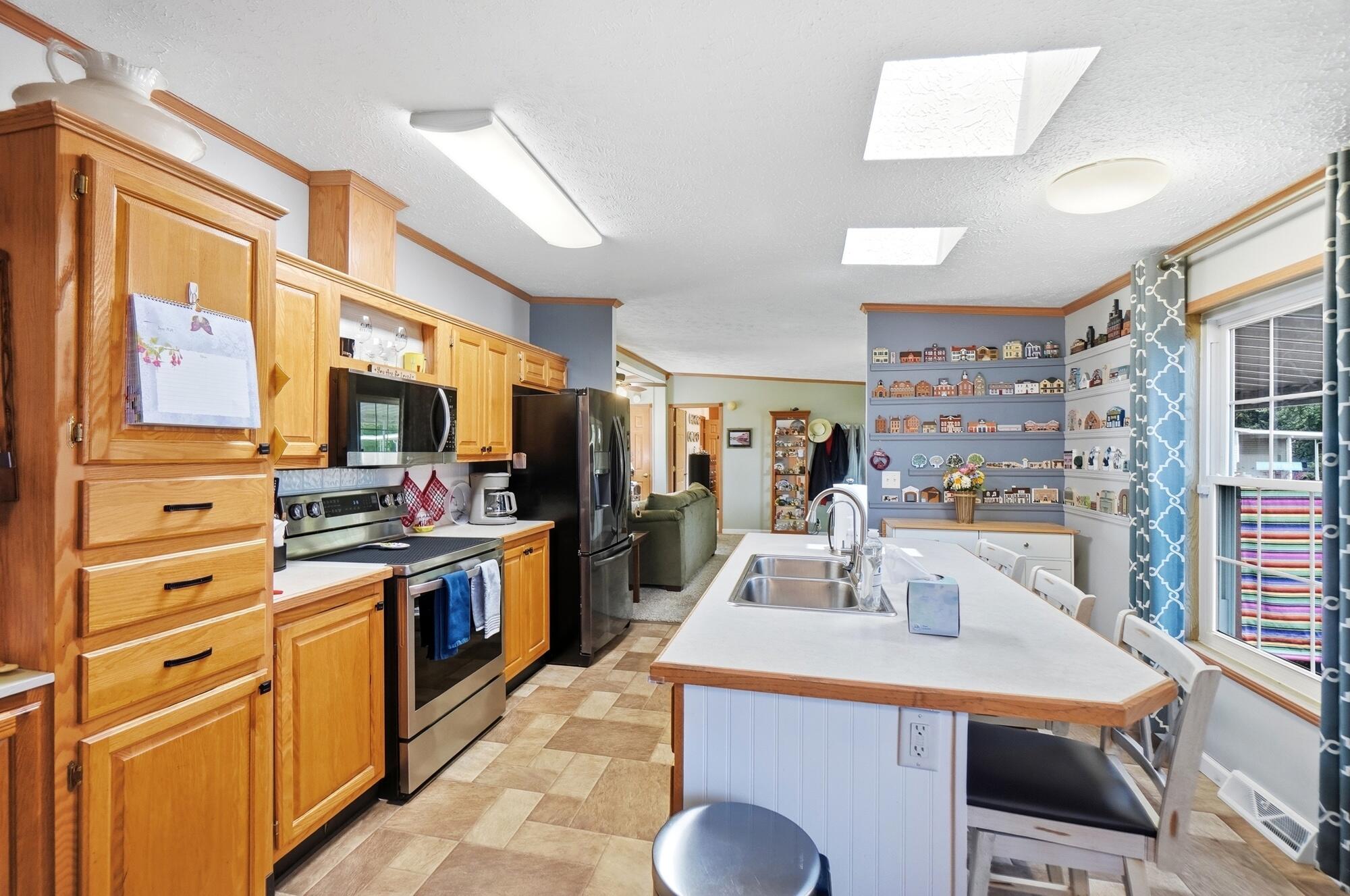 3399 Christina, New Carlisle, Ohio 45344