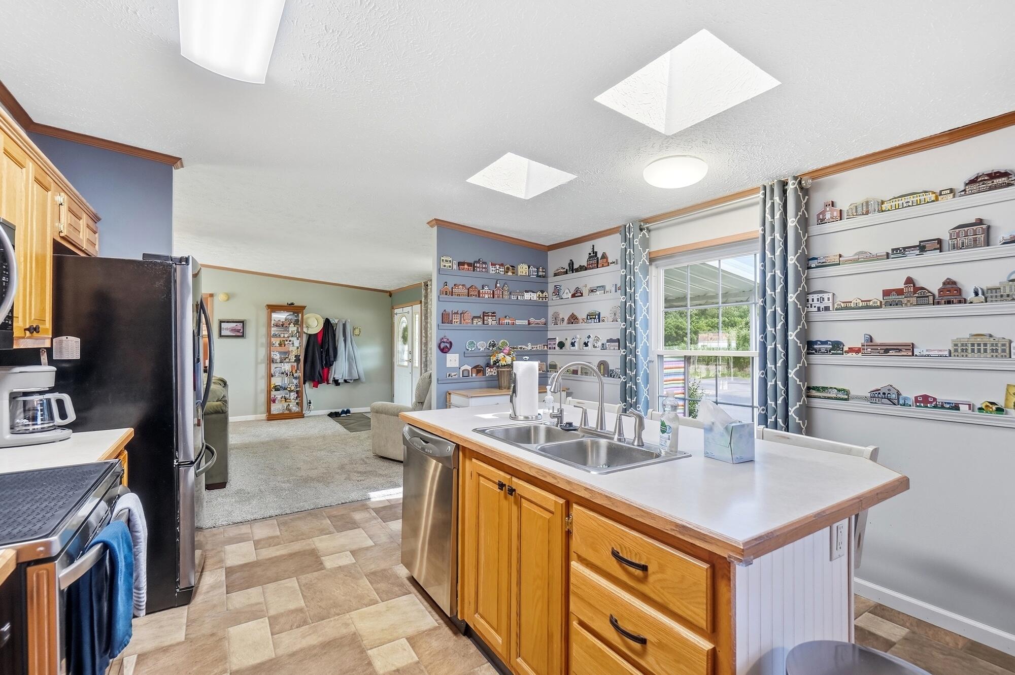 3399 Christina, New Carlisle, Ohio 45344