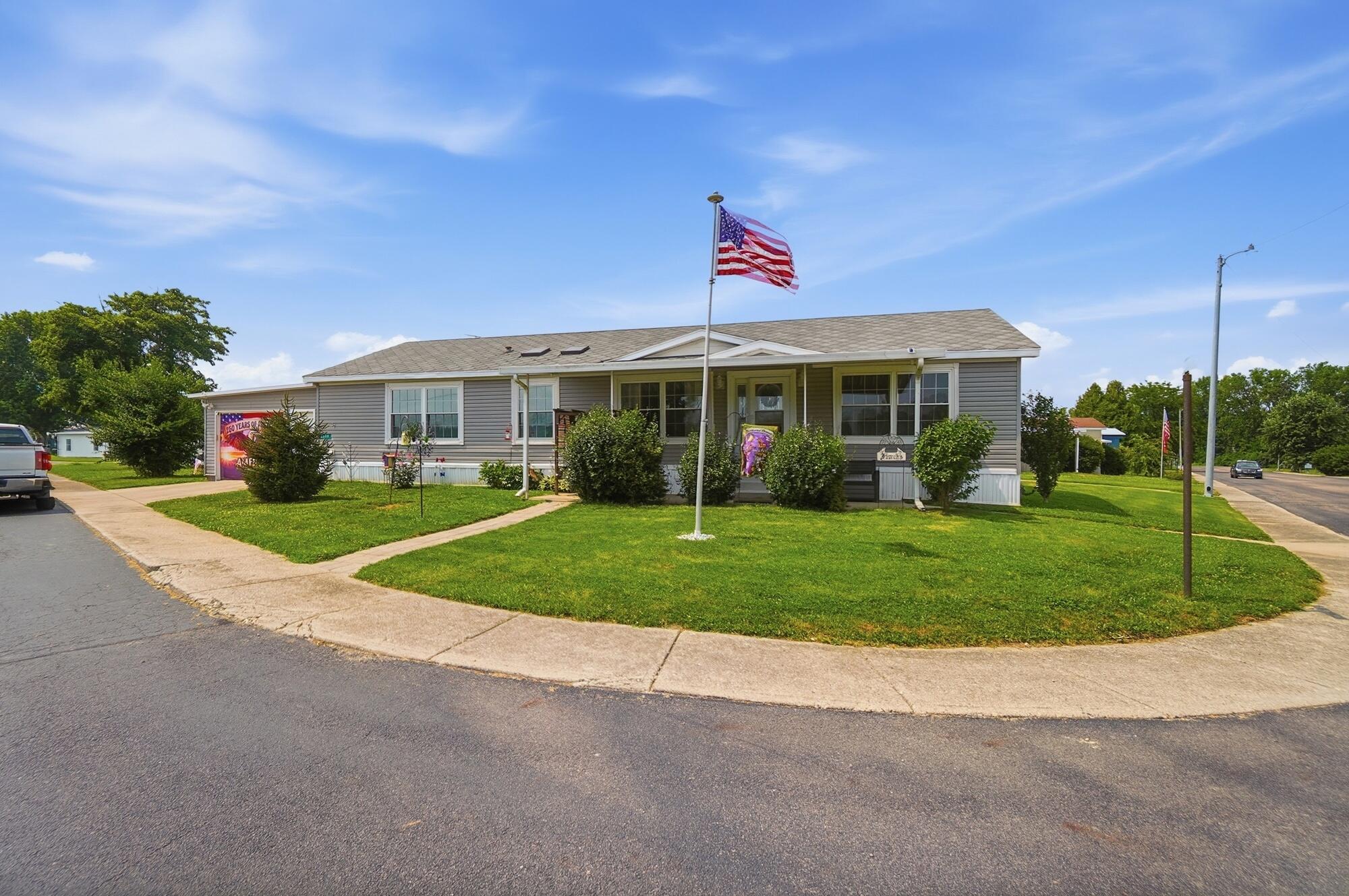 3399 Christina, New Carlisle, Ohio 45344